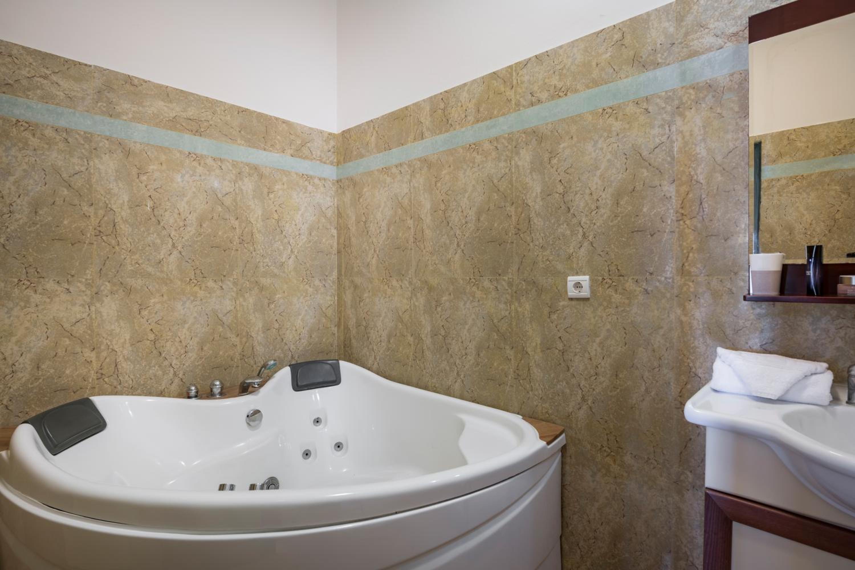 Villa with Sea View photo 3