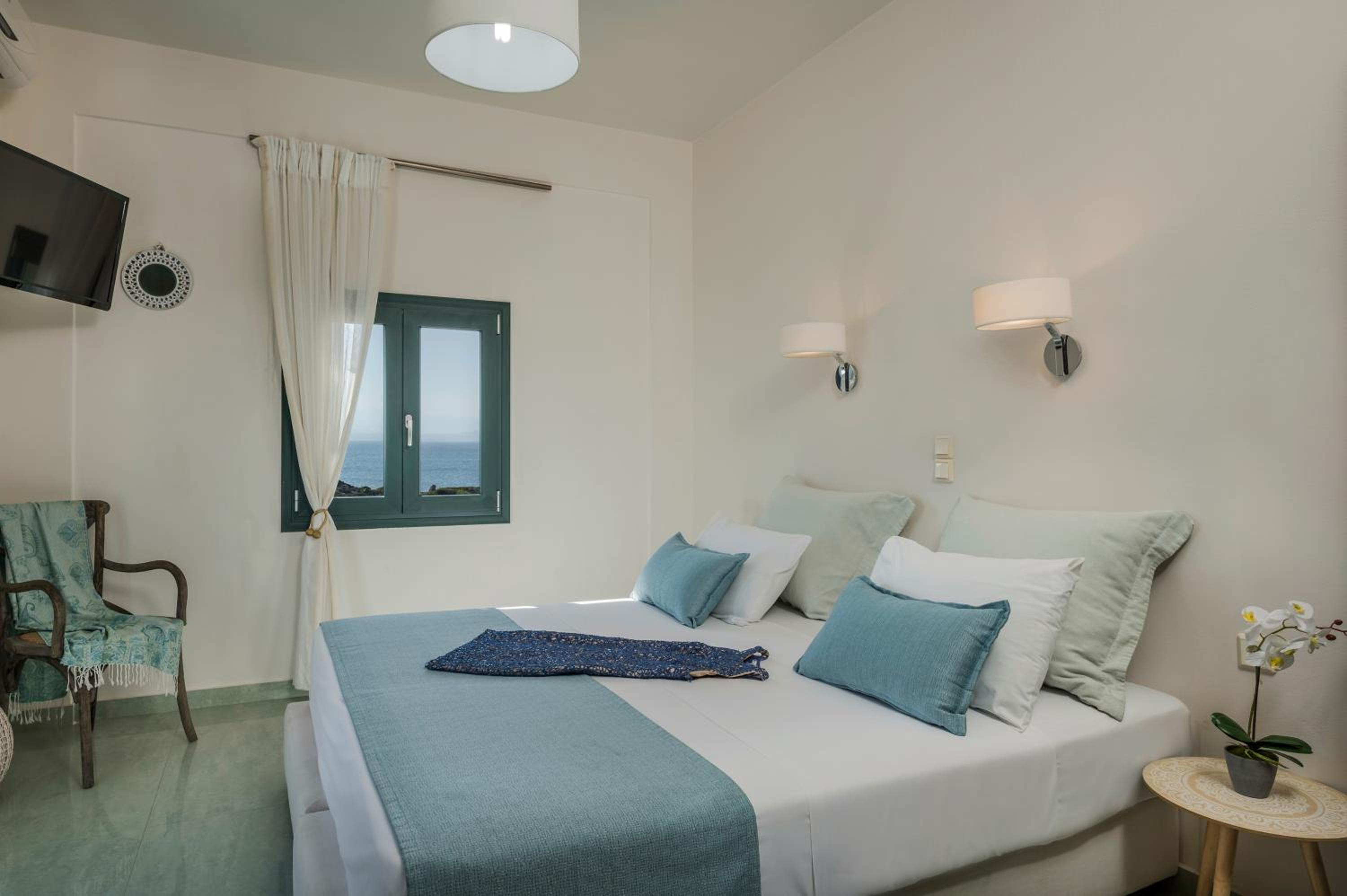 Villa with Sea View photo 2