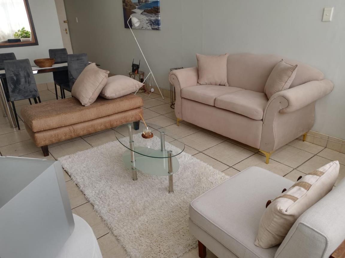 Apartment photo 1