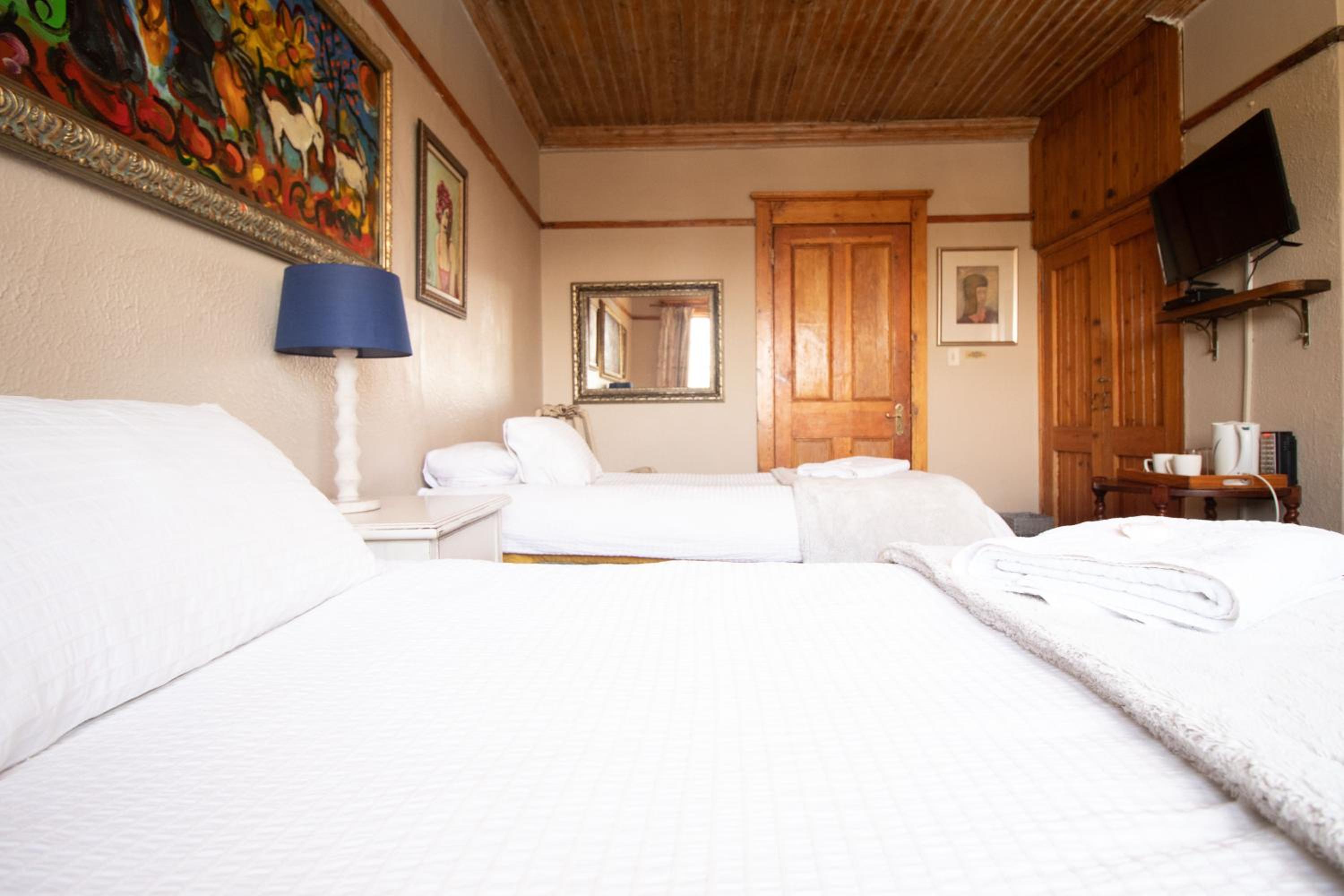 Budget Double Room photo 1
