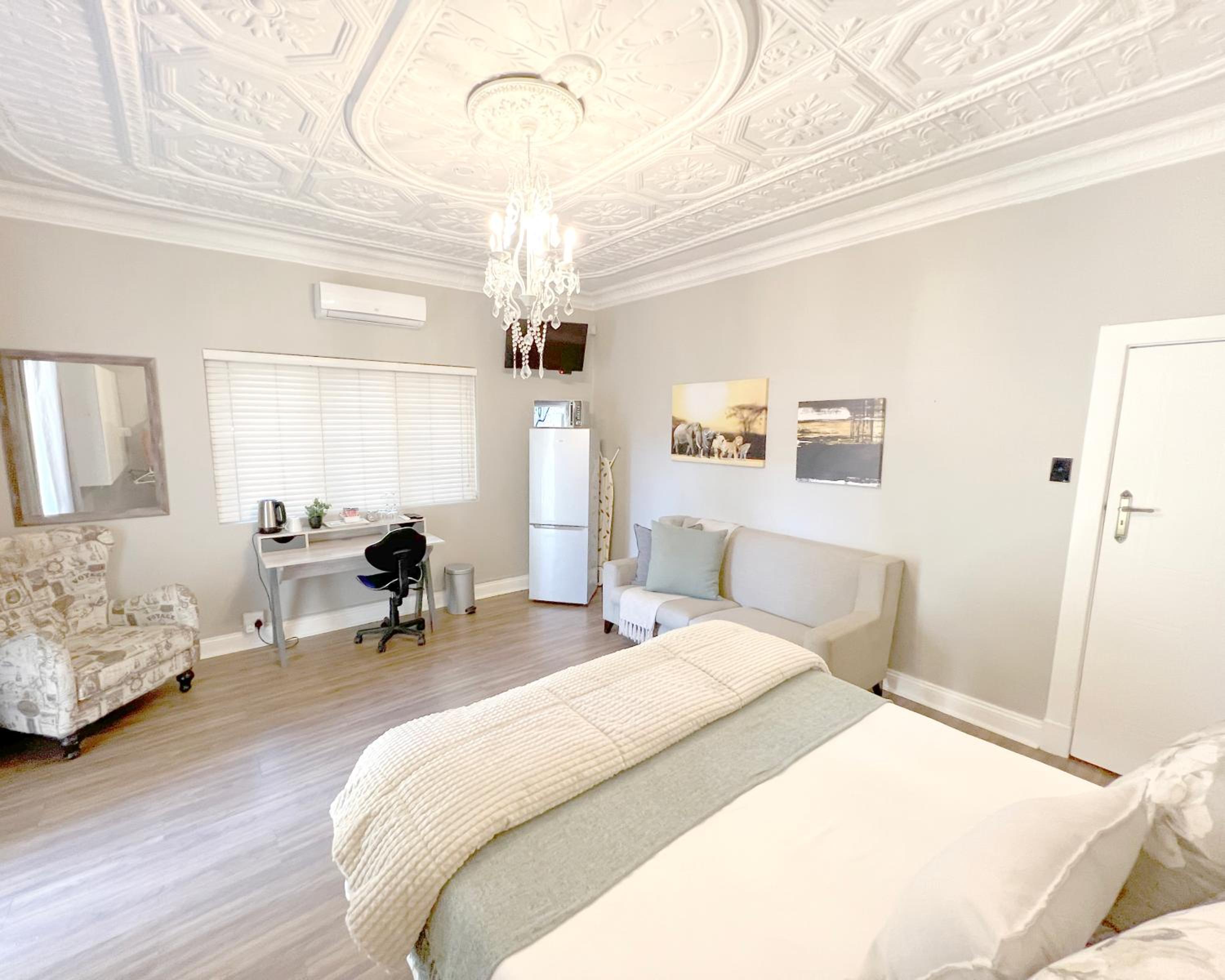 Family Queen Room