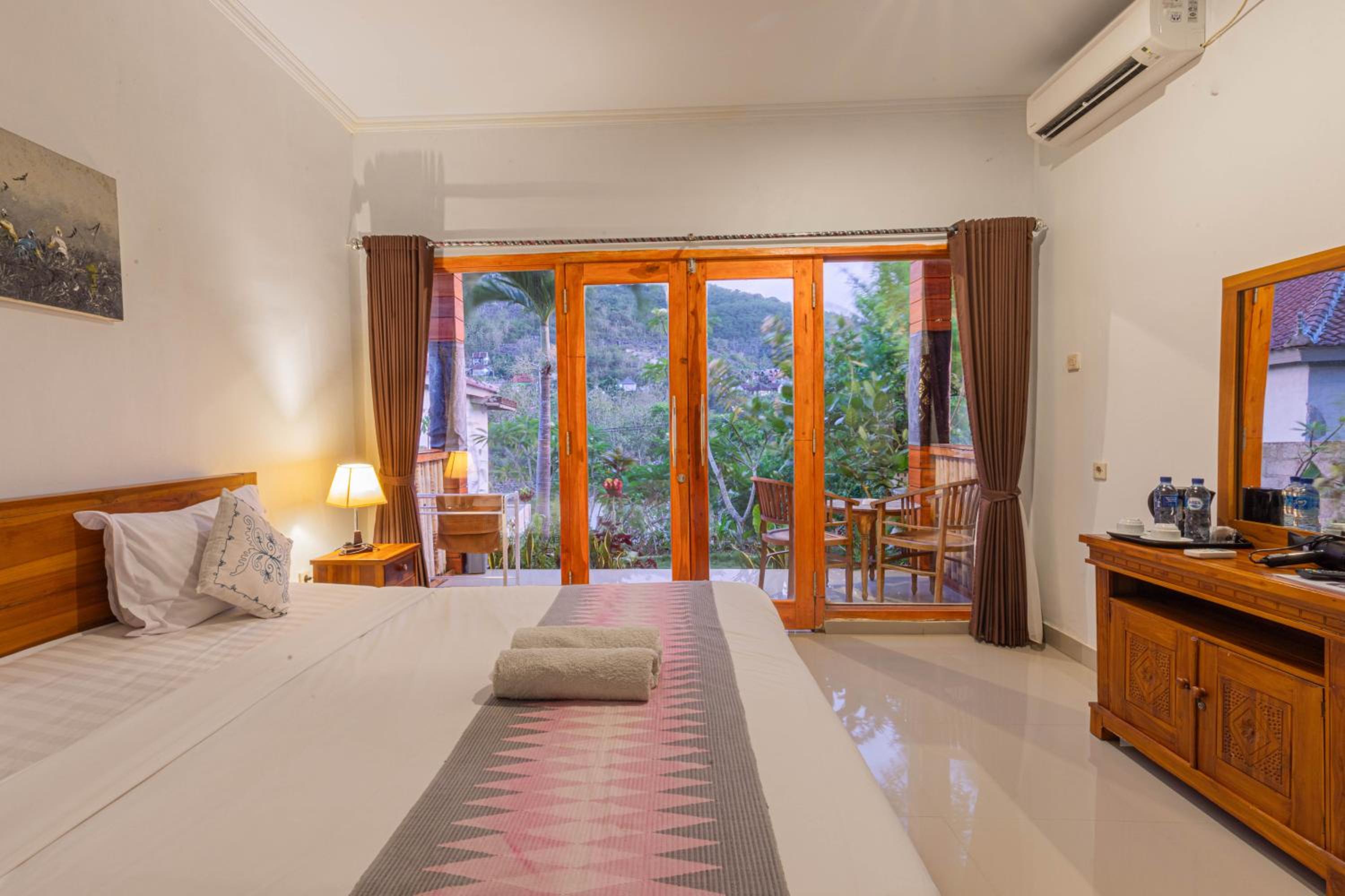 Double Room with Mountain View - Photo 18