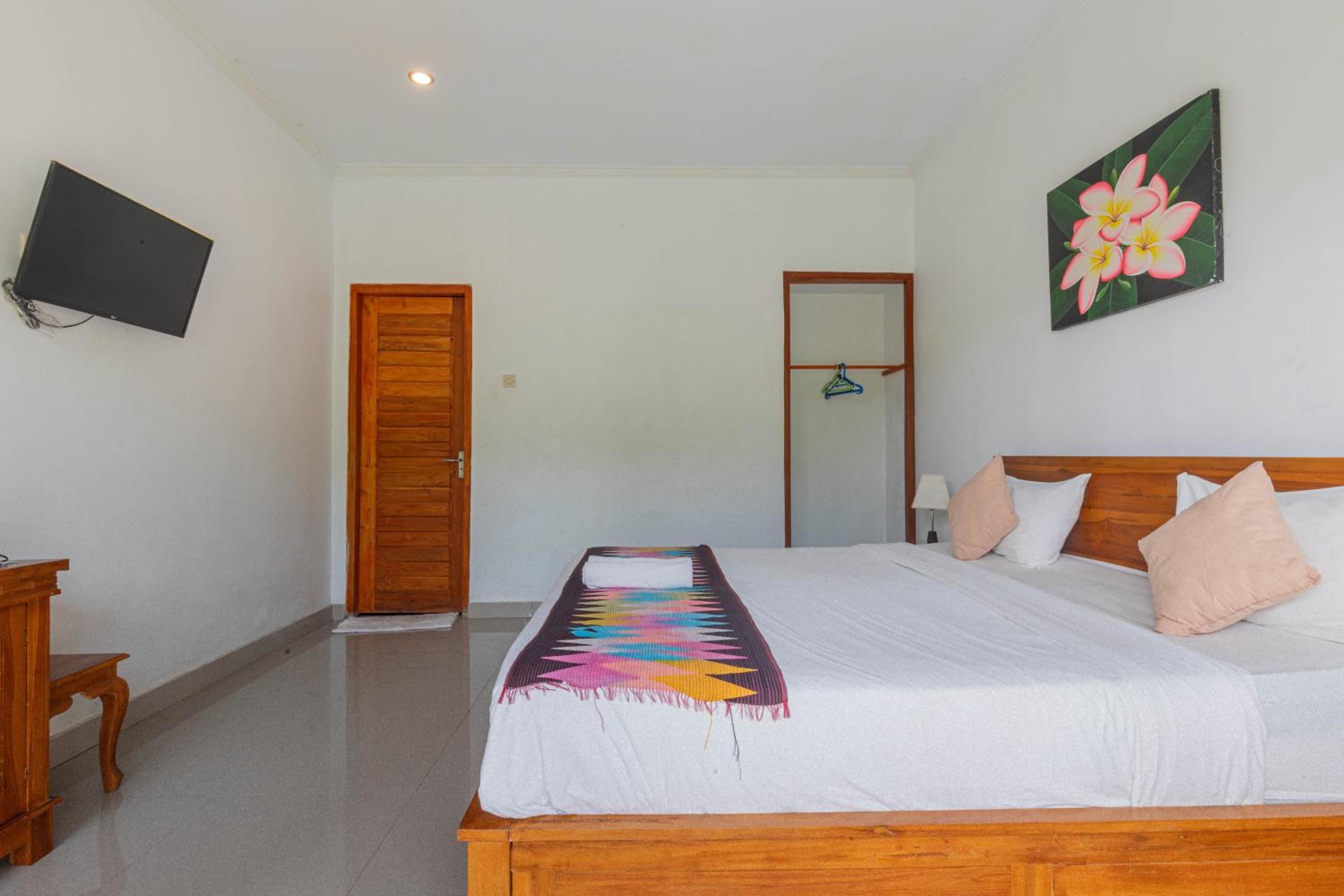 Double Room with Mountain View - Photo 14