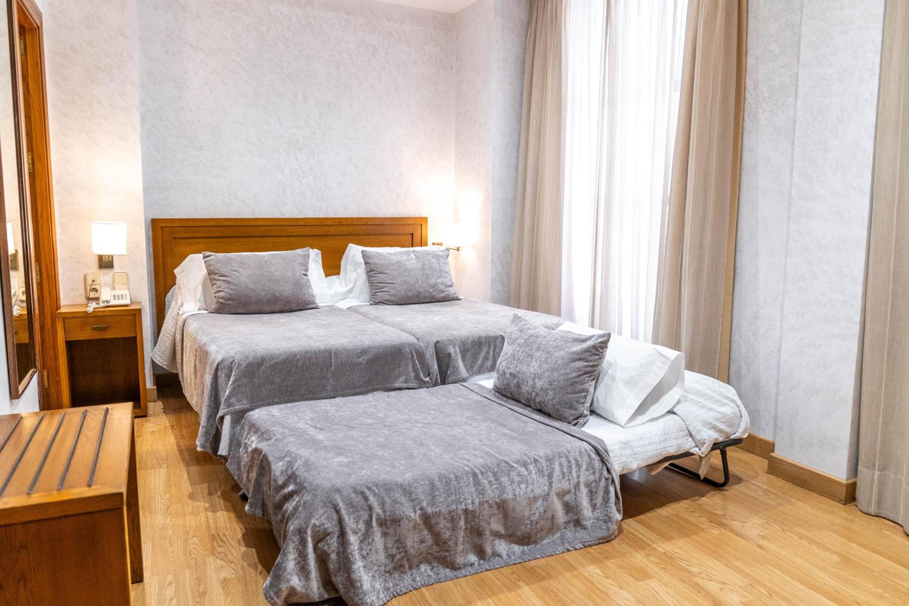 Habitación Doble con Cama Extra
