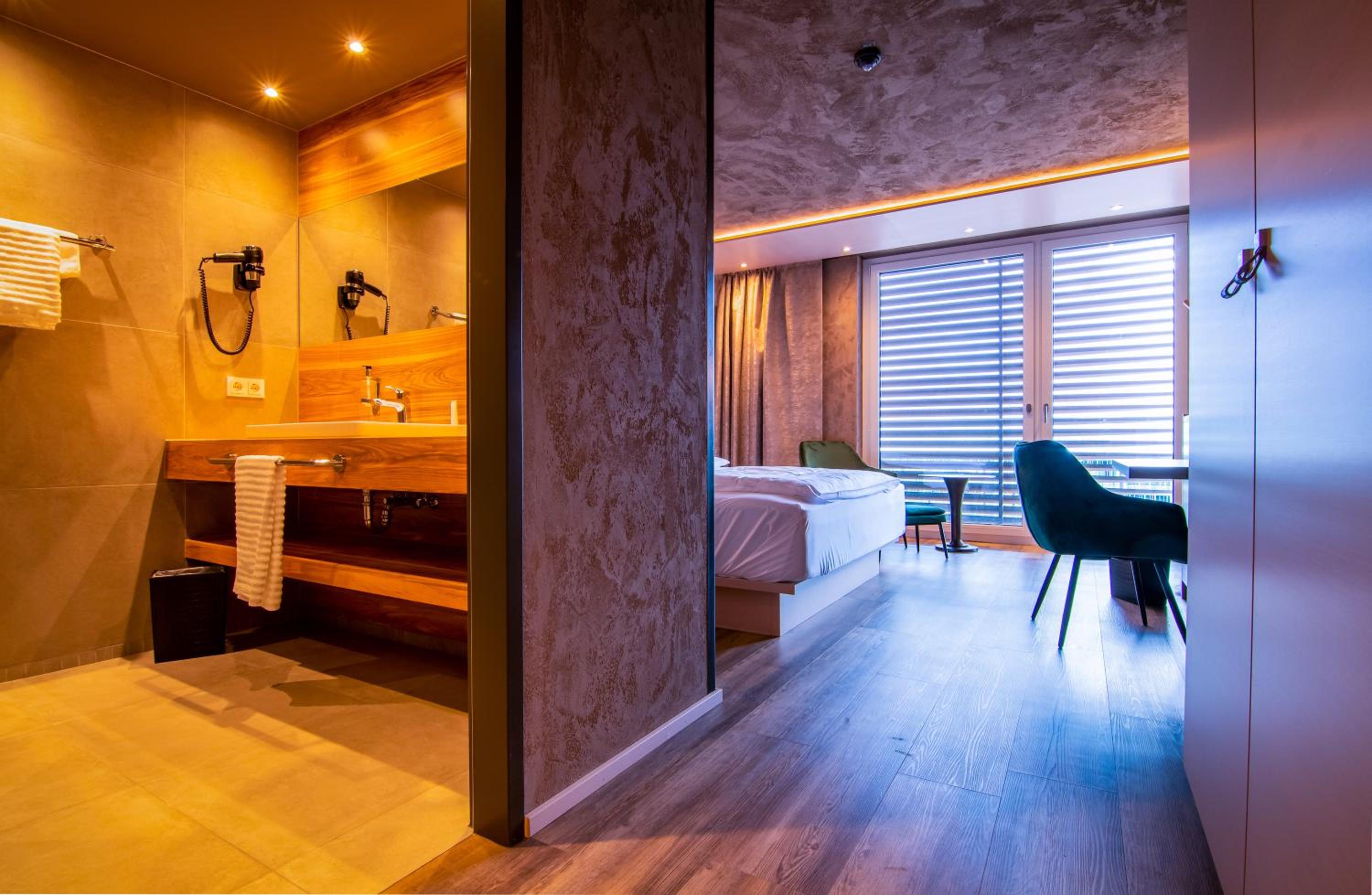 Comfort Room photo 3