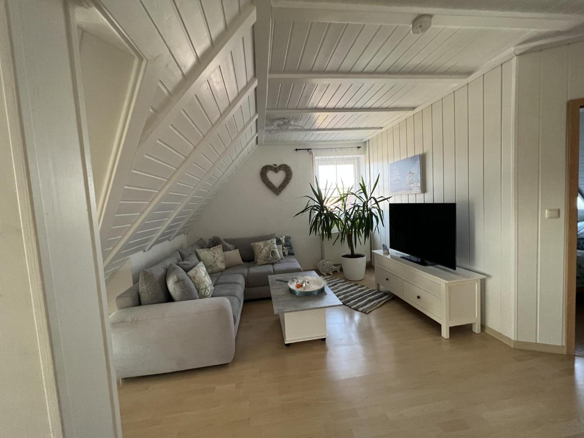 Superior One-Bedroom Apartment with Balcony