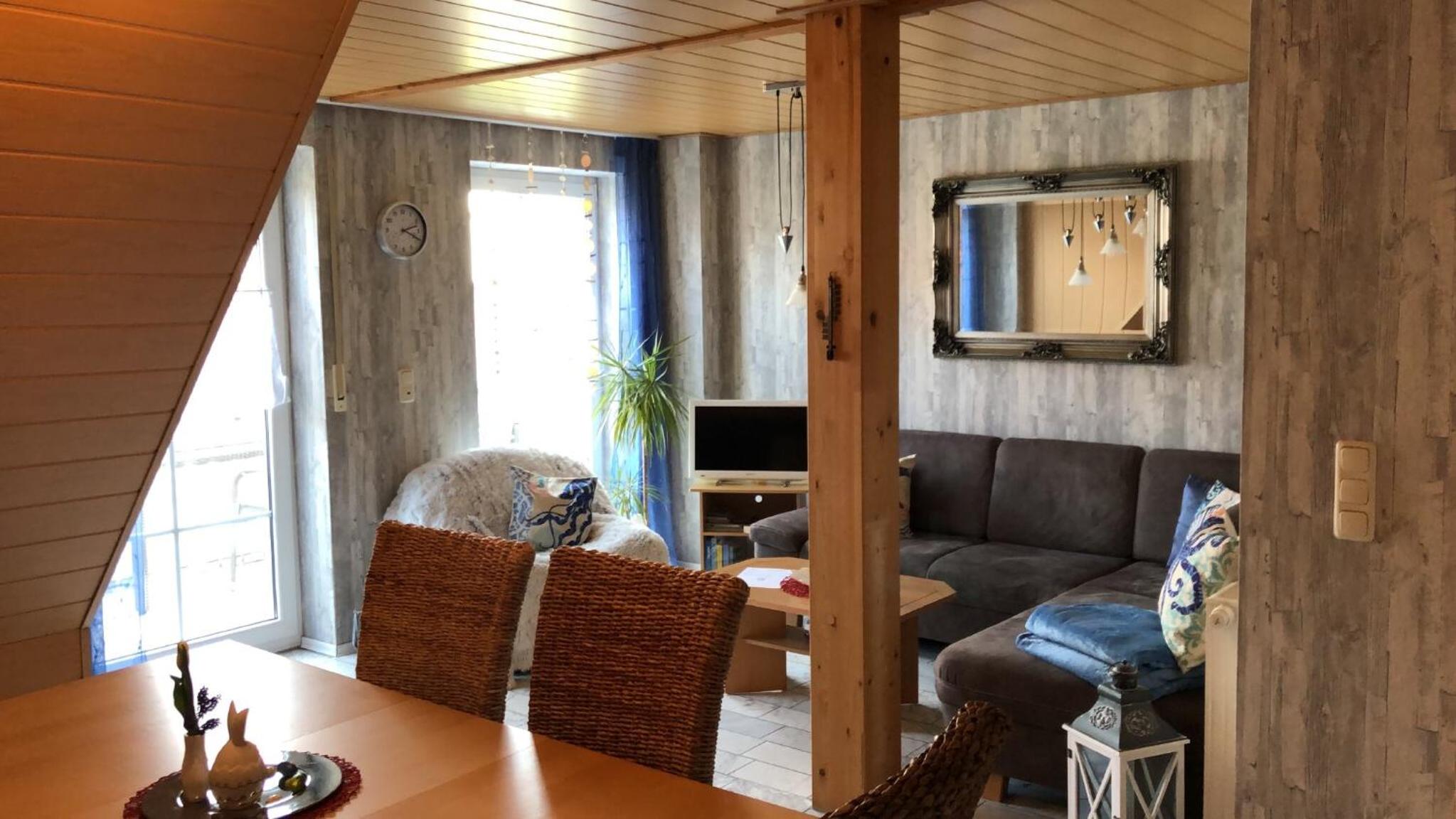 Three-Bedroom Premium Apartment with Balcony photo 1