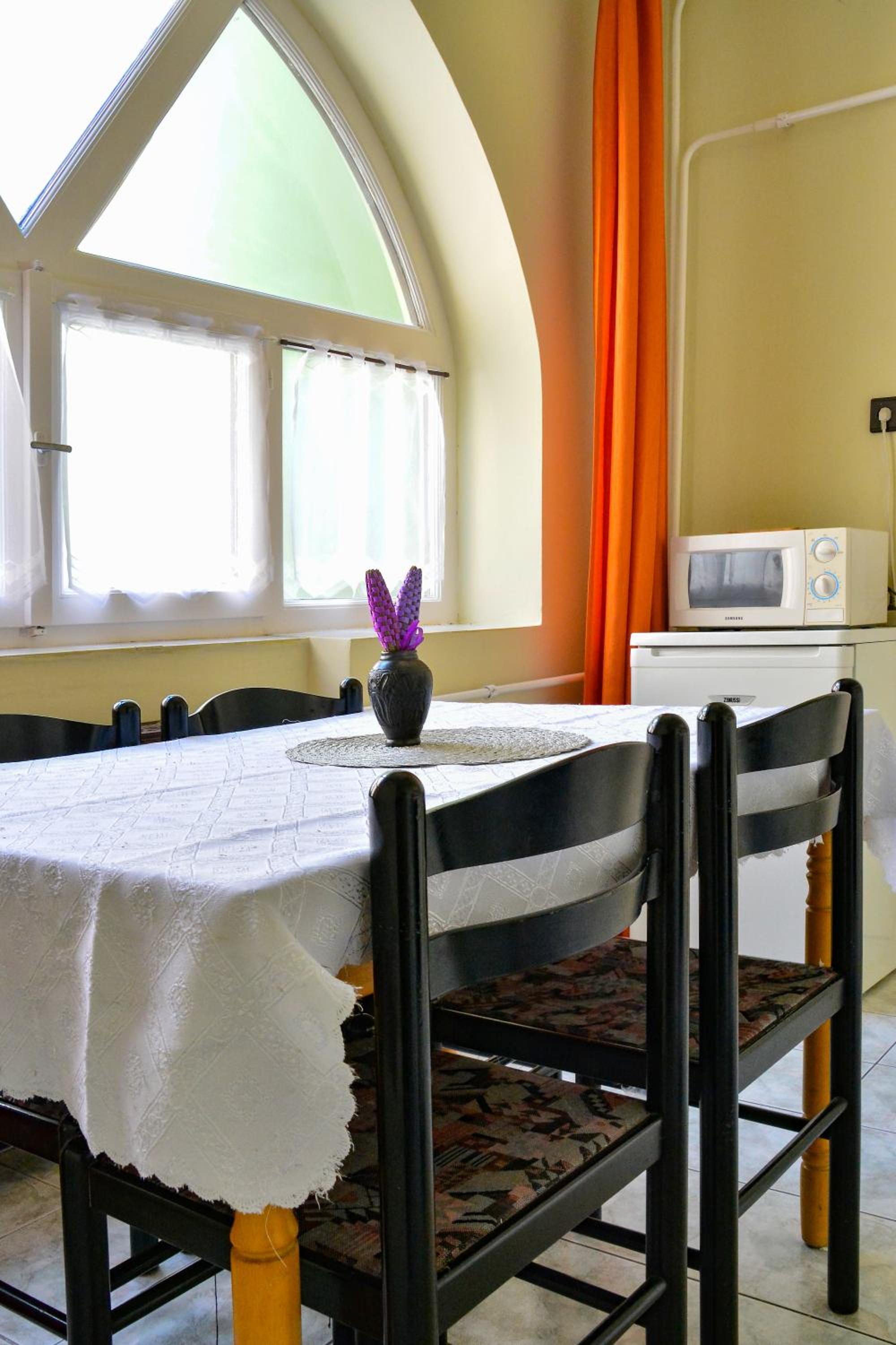 One-Bedroom Apartment (2 Adults) - Photo 17