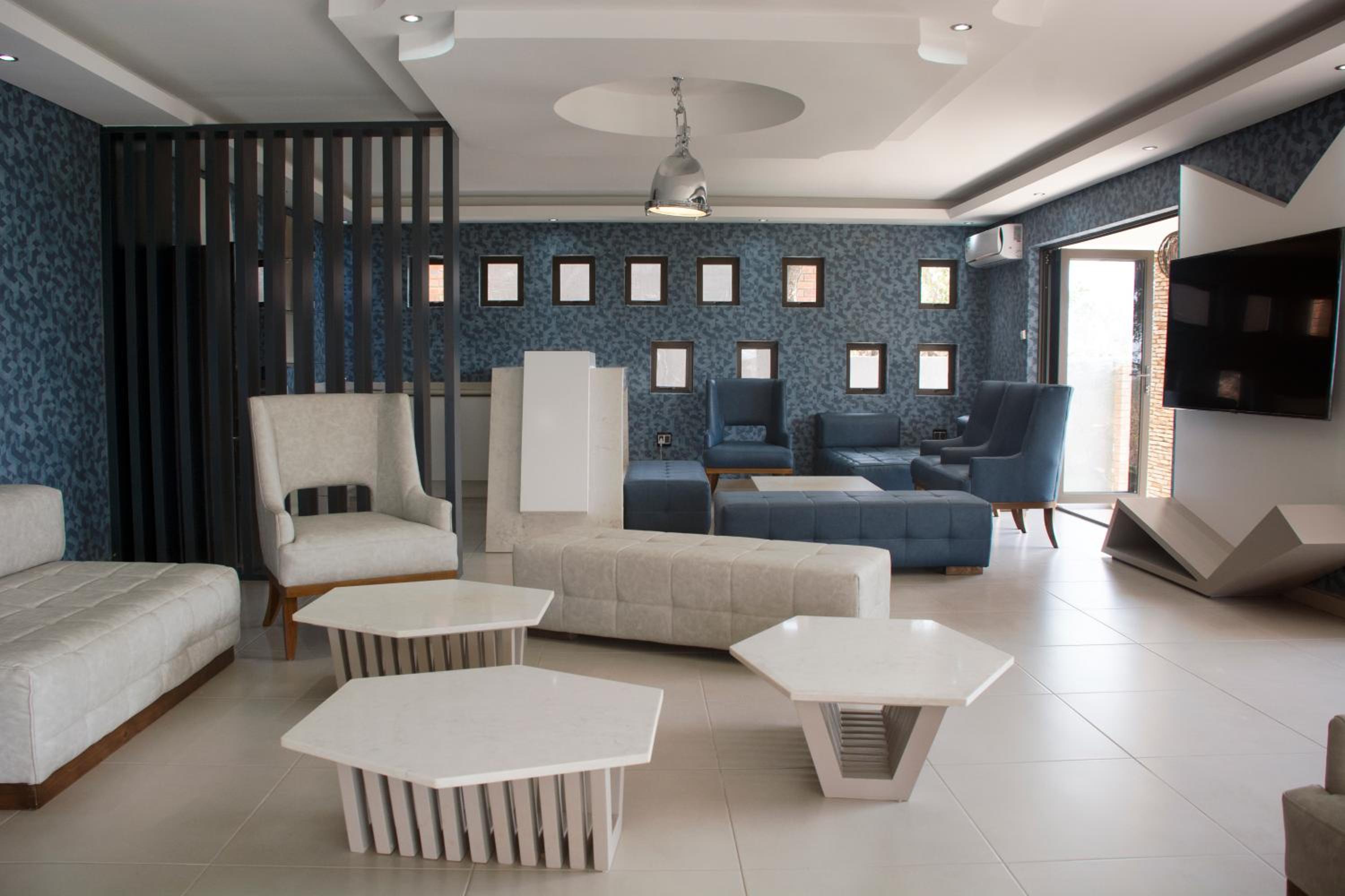 Three-Bedroom Villa - Photo 32
