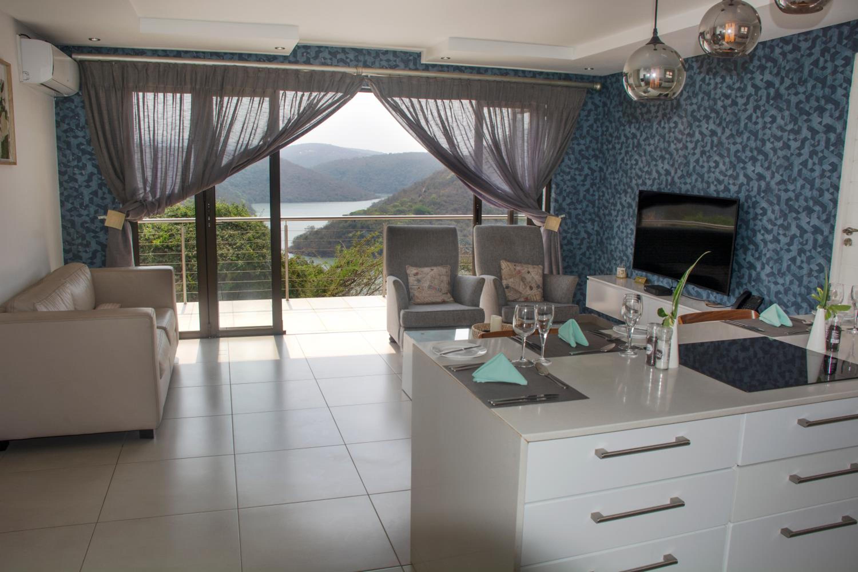 Three-Bedroom Villa - Photo 27