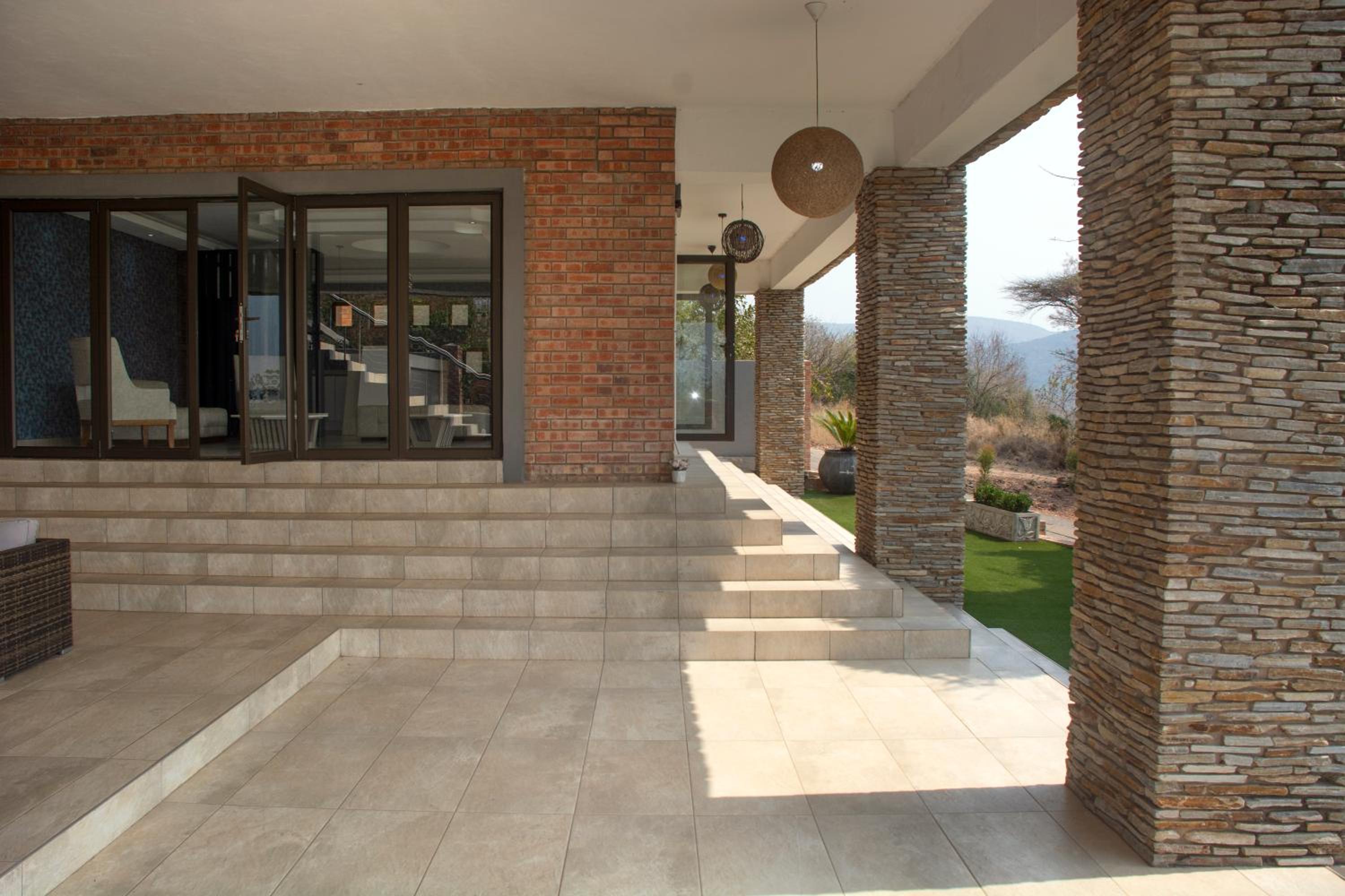 Three-Bedroom Villa - Photo 21
