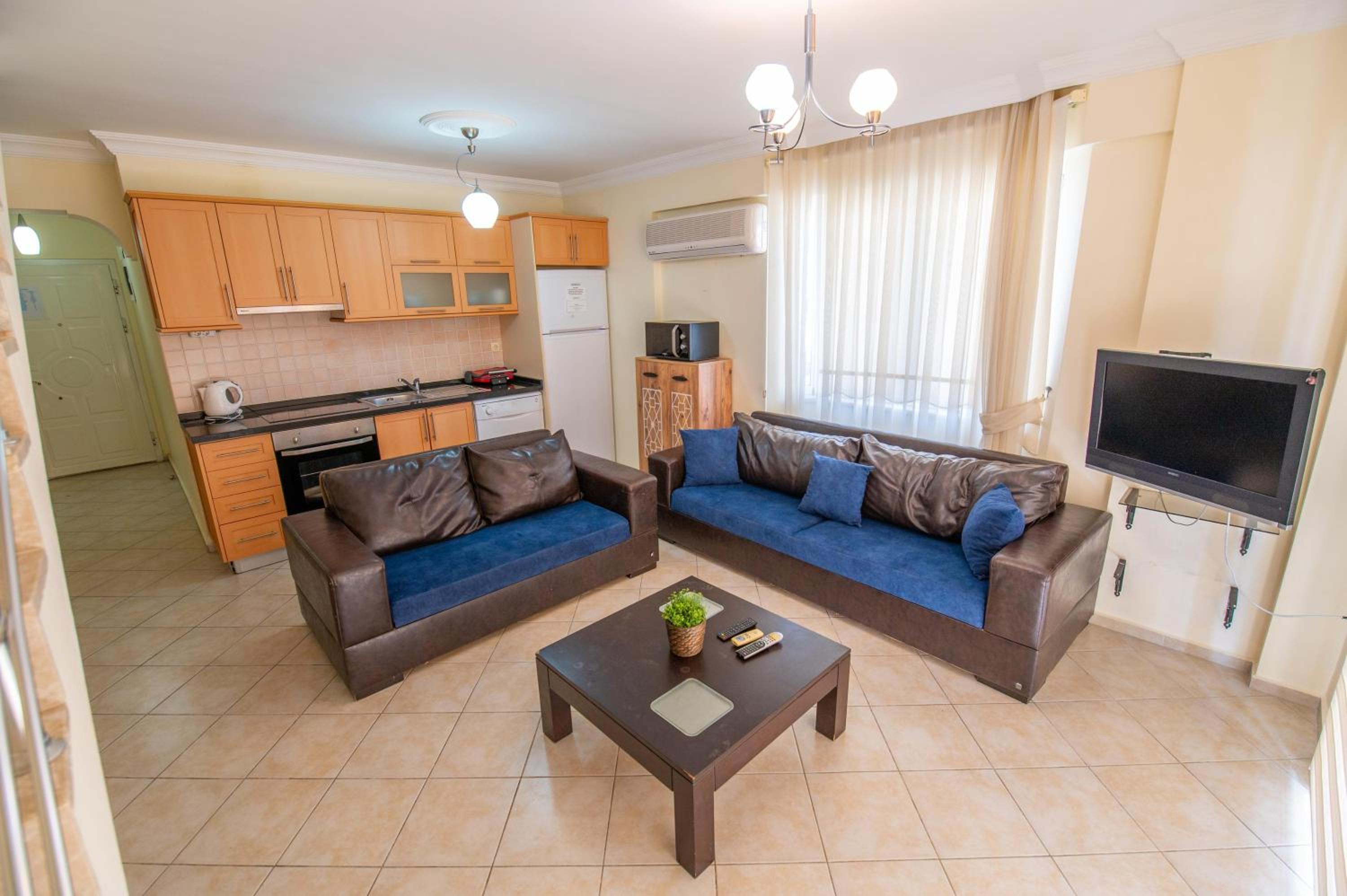 Three-Bedroom Apartment - Photo 22