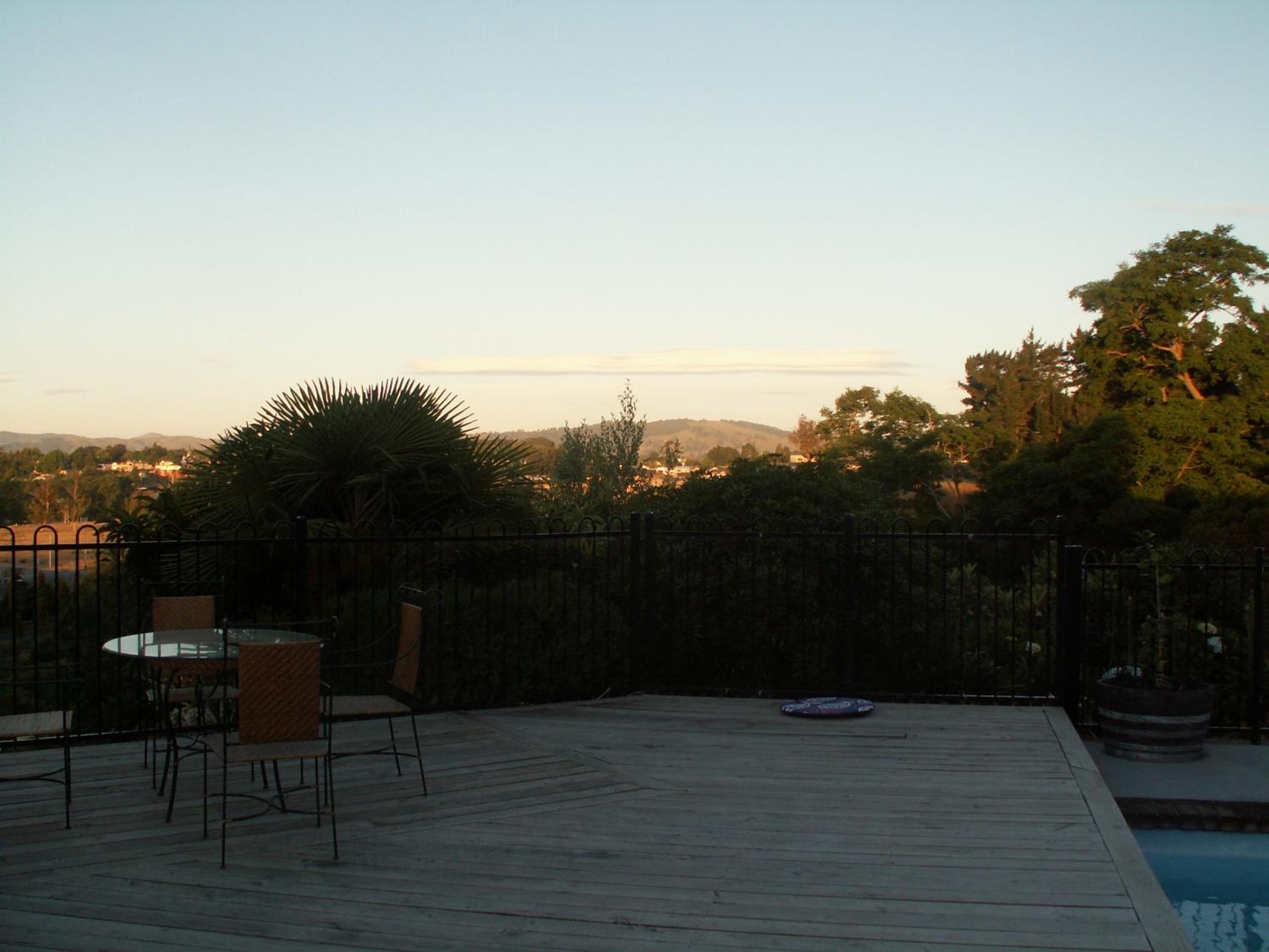 Bali Queen Suite - Photo 13