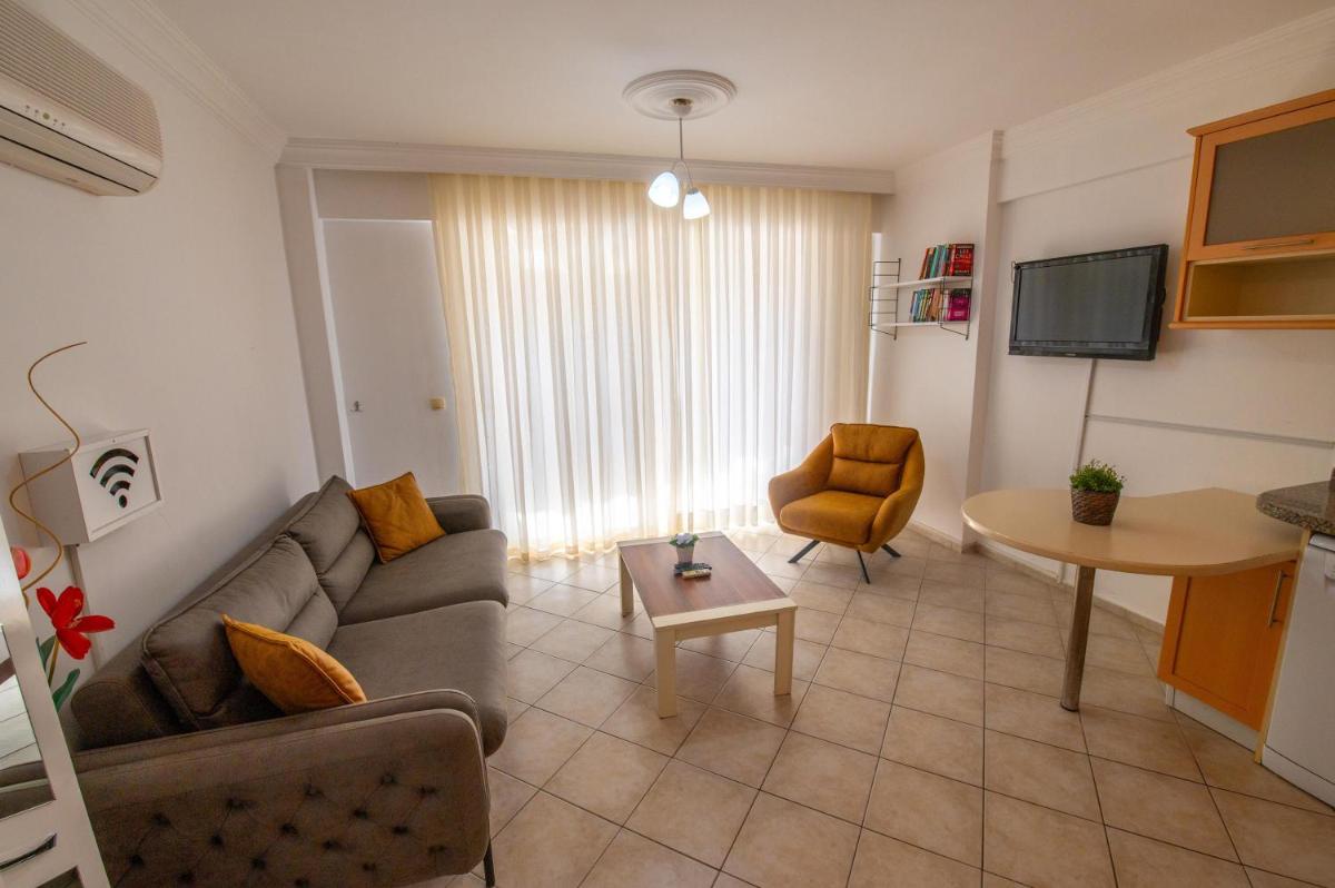 One-Bedroom Apartment - Photo 9