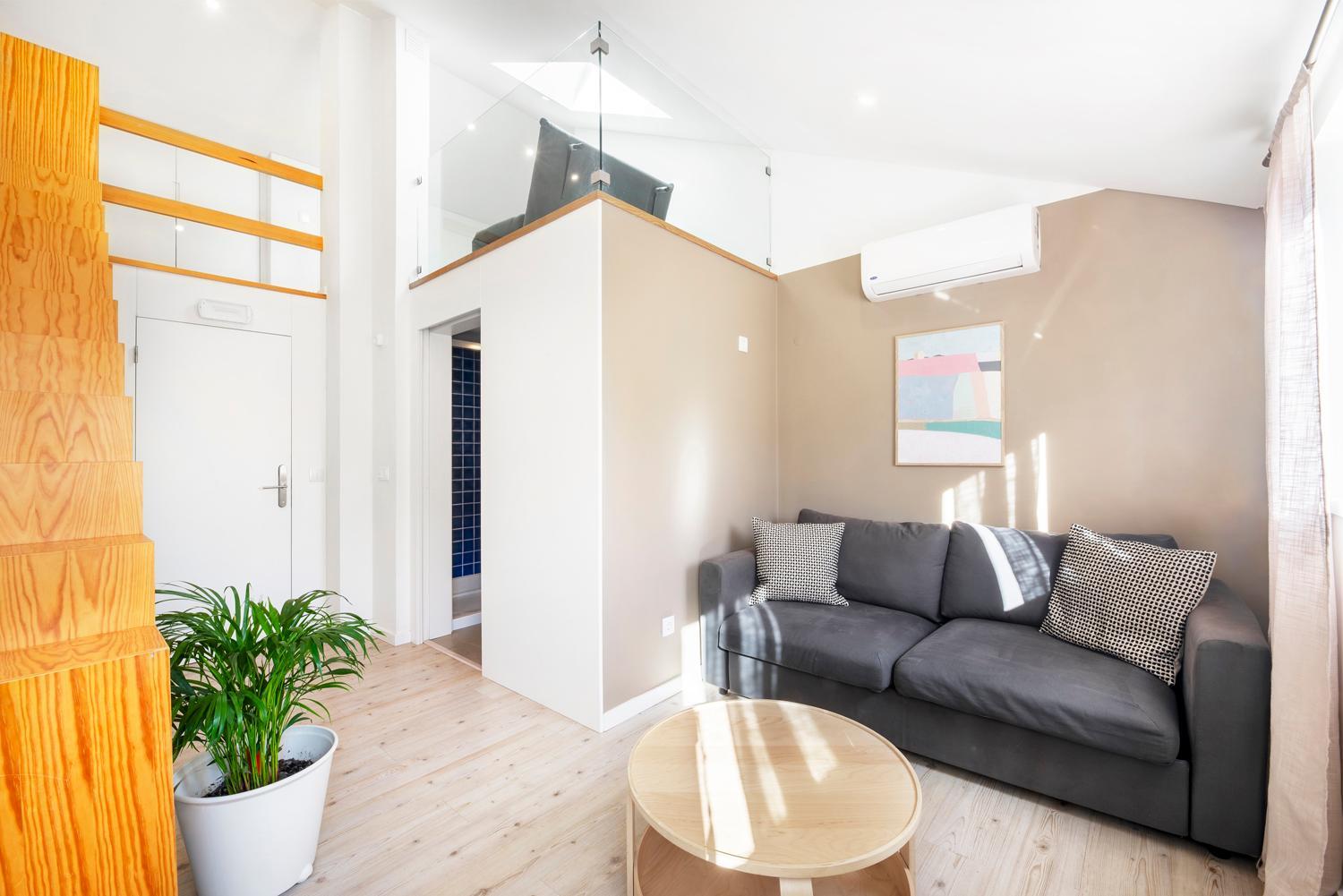 Duplex Suite - Photo 8