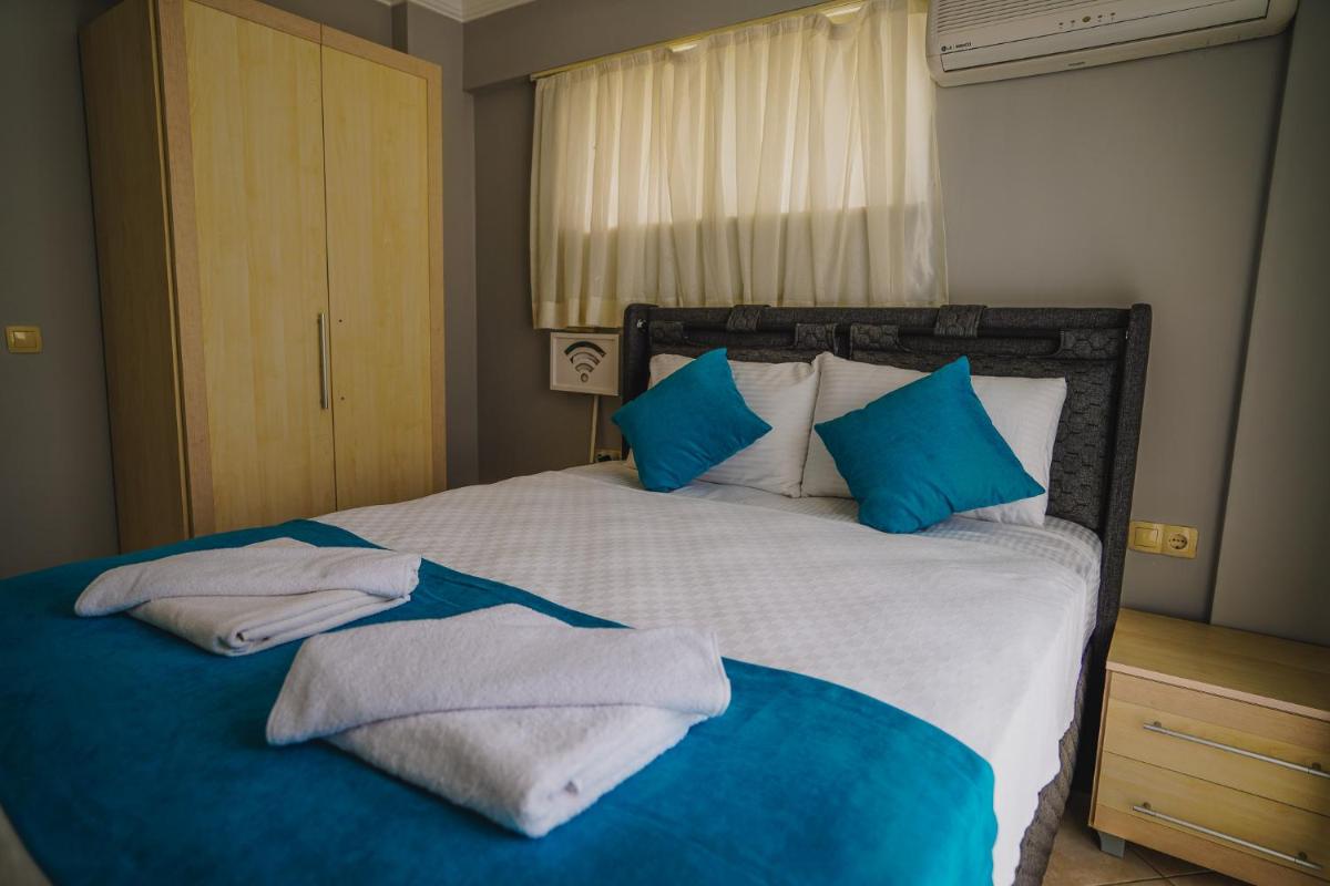 One-Bedroom Apartment - Photo 32
