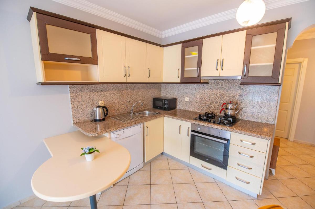 One-Bedroom Apartment - Photo 27