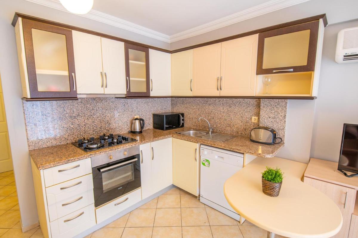 One-Bedroom Apartment - Photo 25
