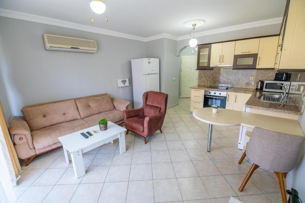 One-Bedroom Apartment - Photo 16