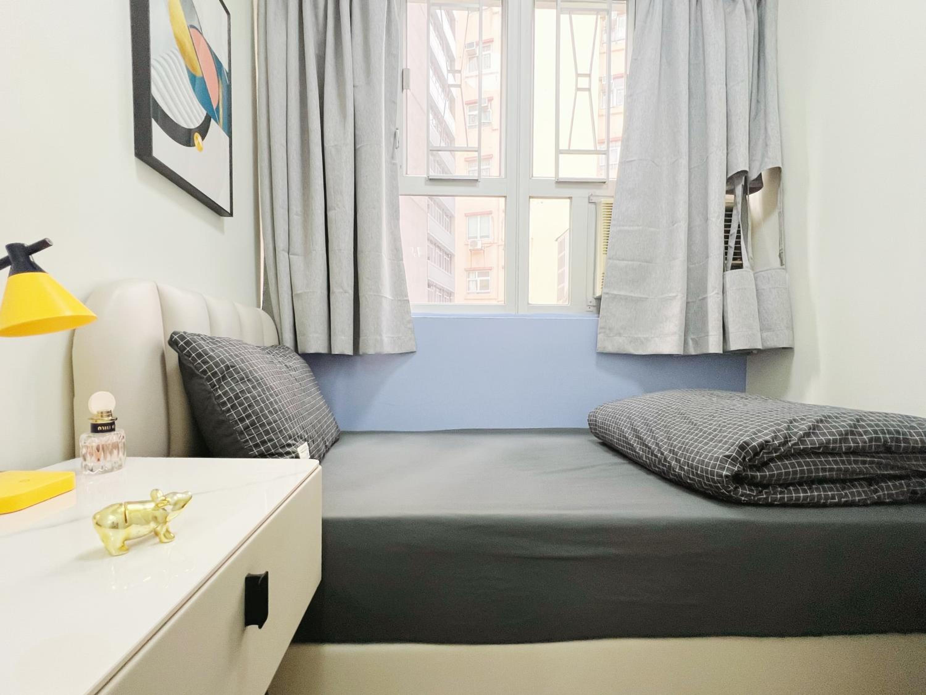 Deluxe Single Room