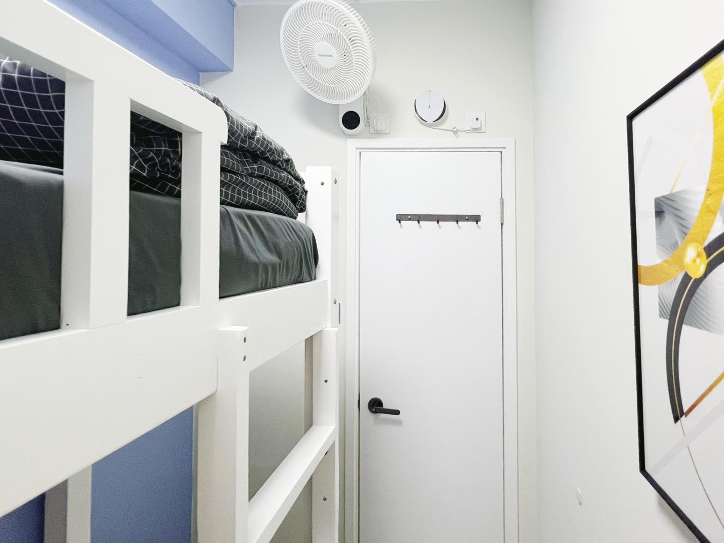 Single Room with Shared Shower and Toilet