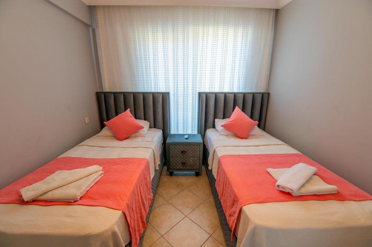 Two-Bedroom Apartment - Photo 9
