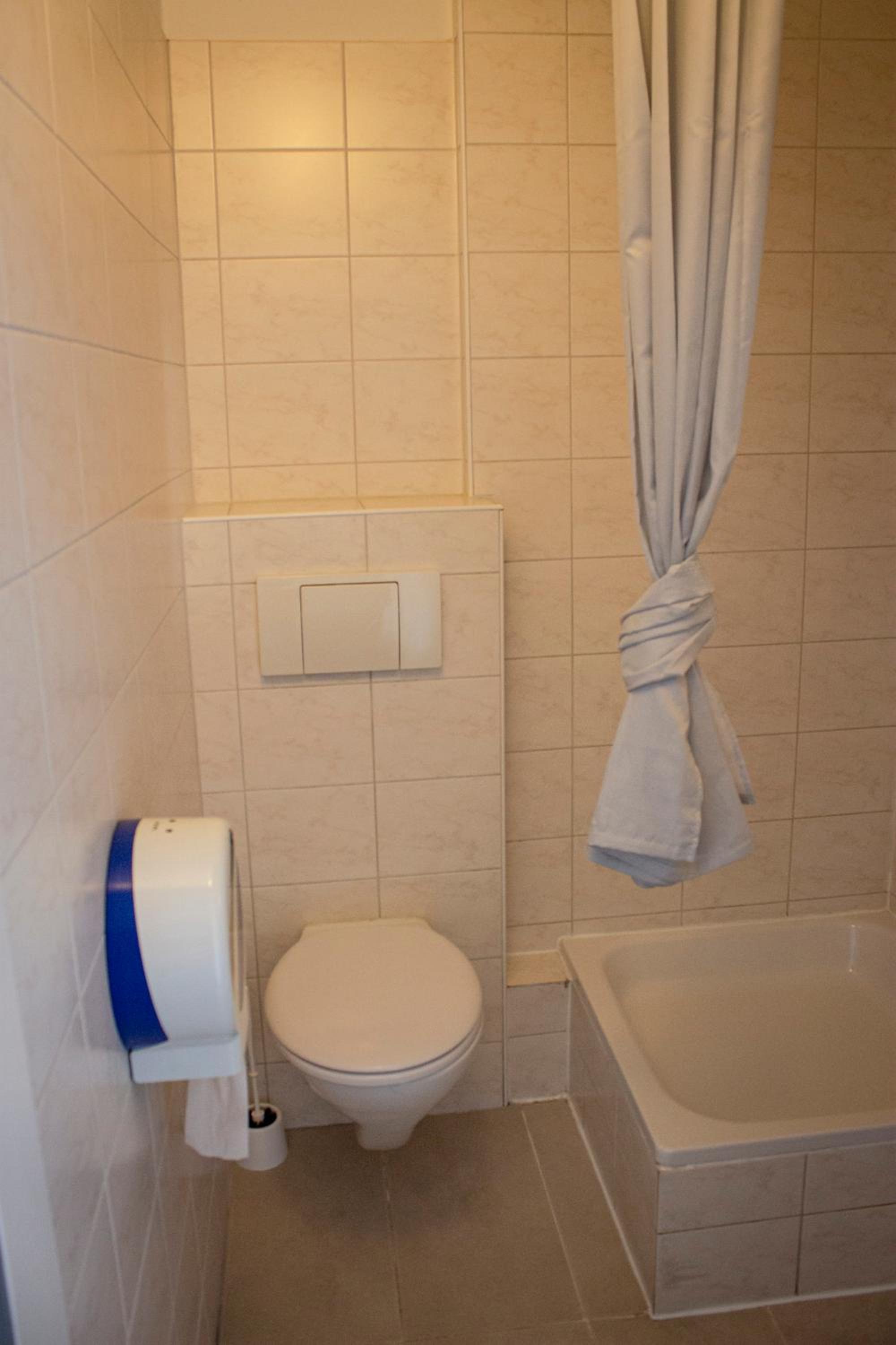 Single Room photo 3