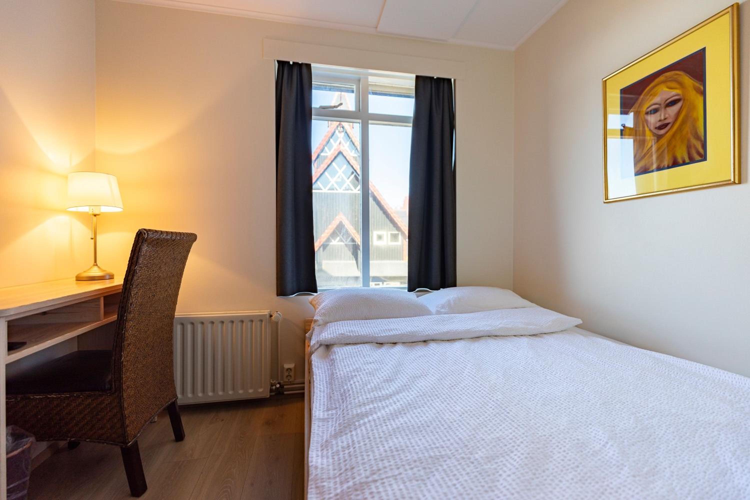 Single Room - Photo 3