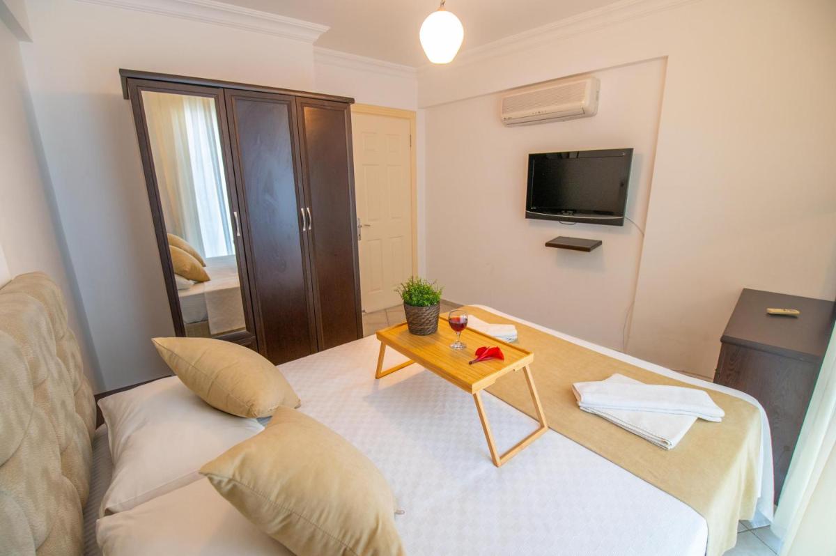 Three-Bedroom Apartment - Photo 36
