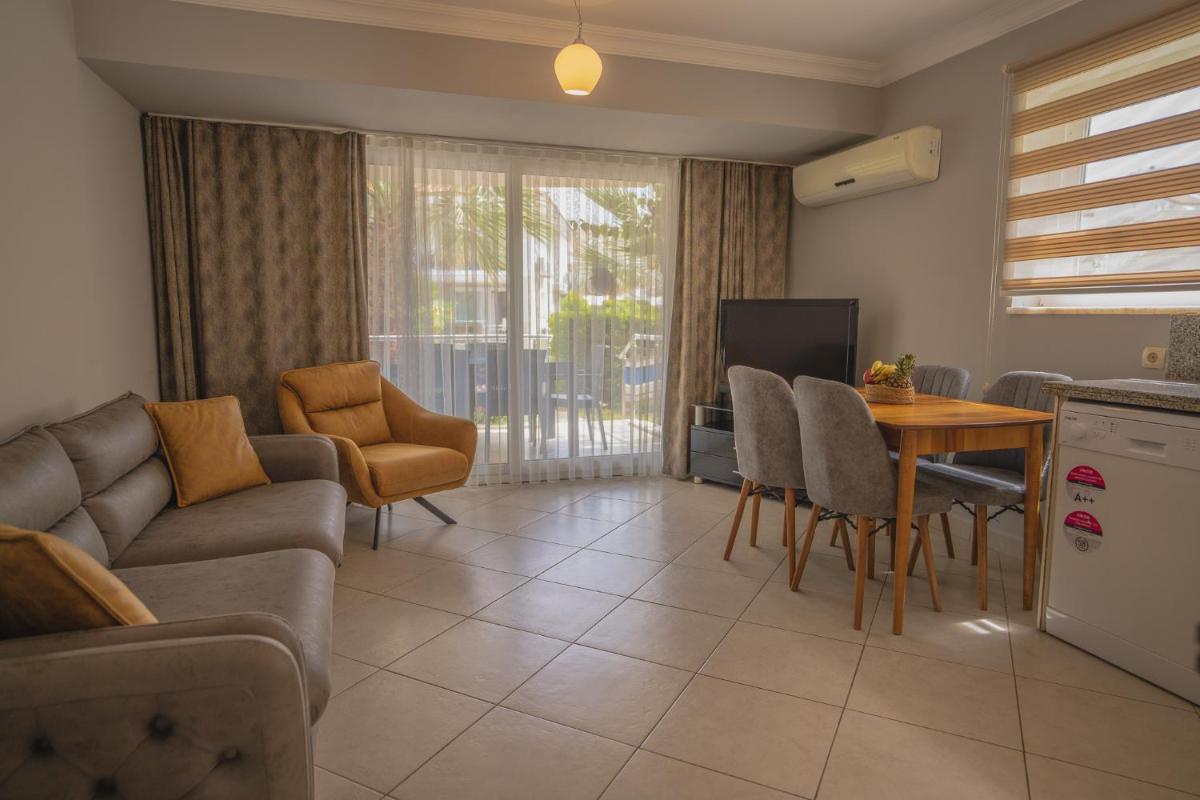 Three-Bedroom Apartment - Photo 27
