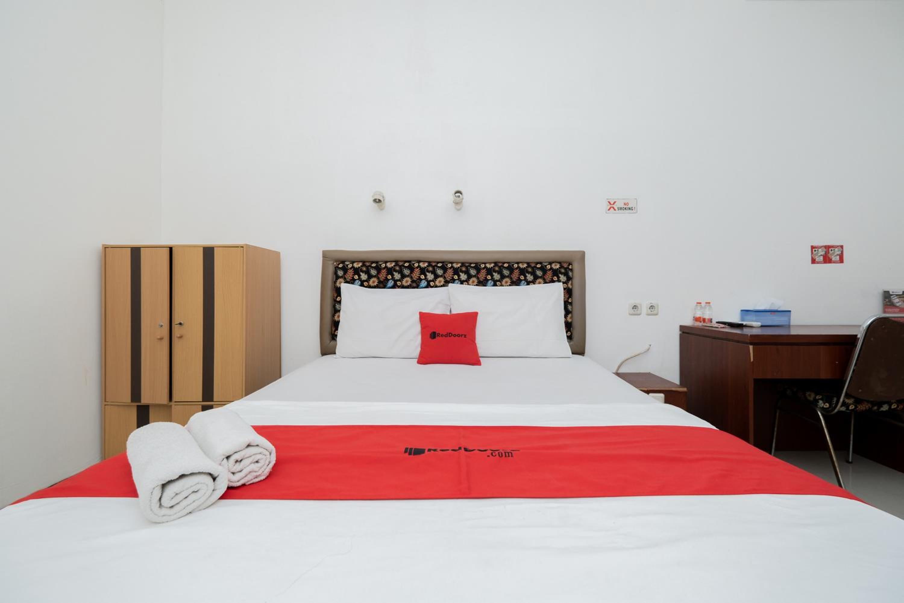 Double Room - Photo 11