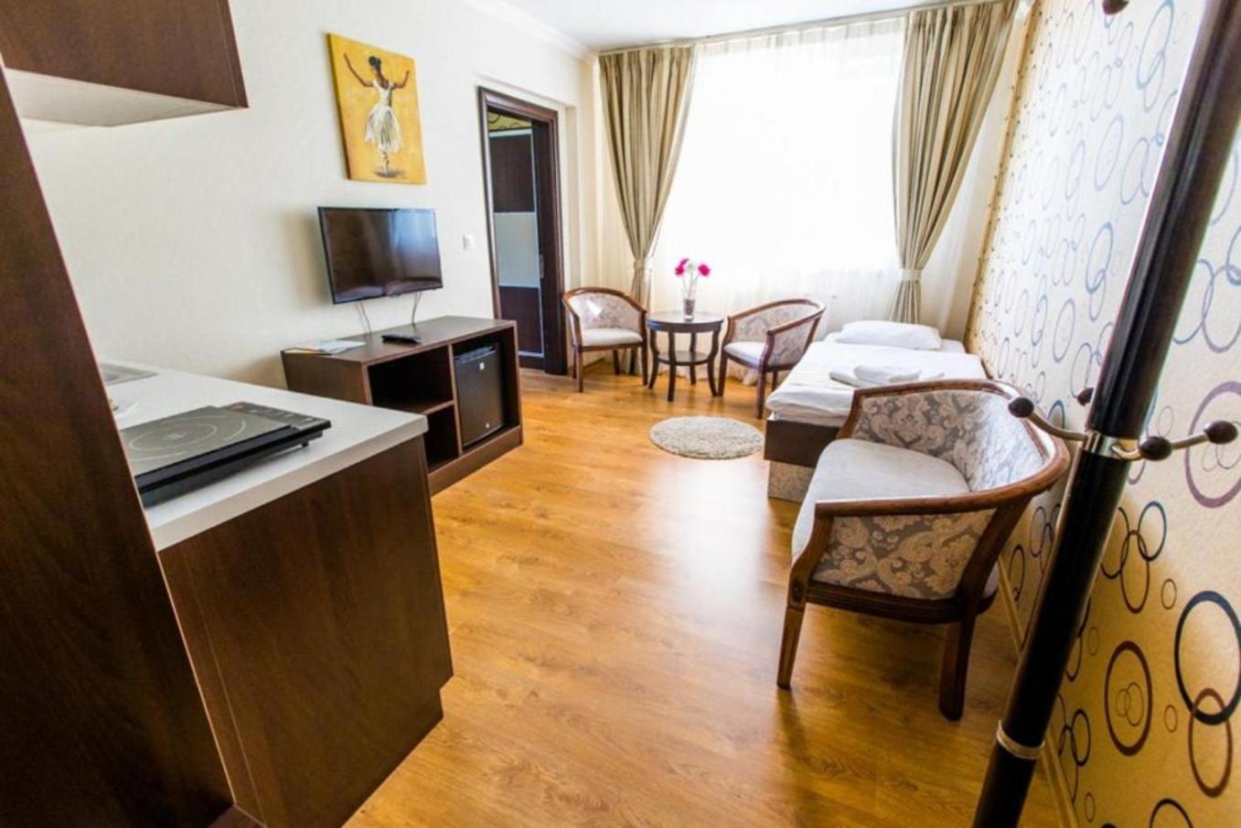 Deluxe Apartment