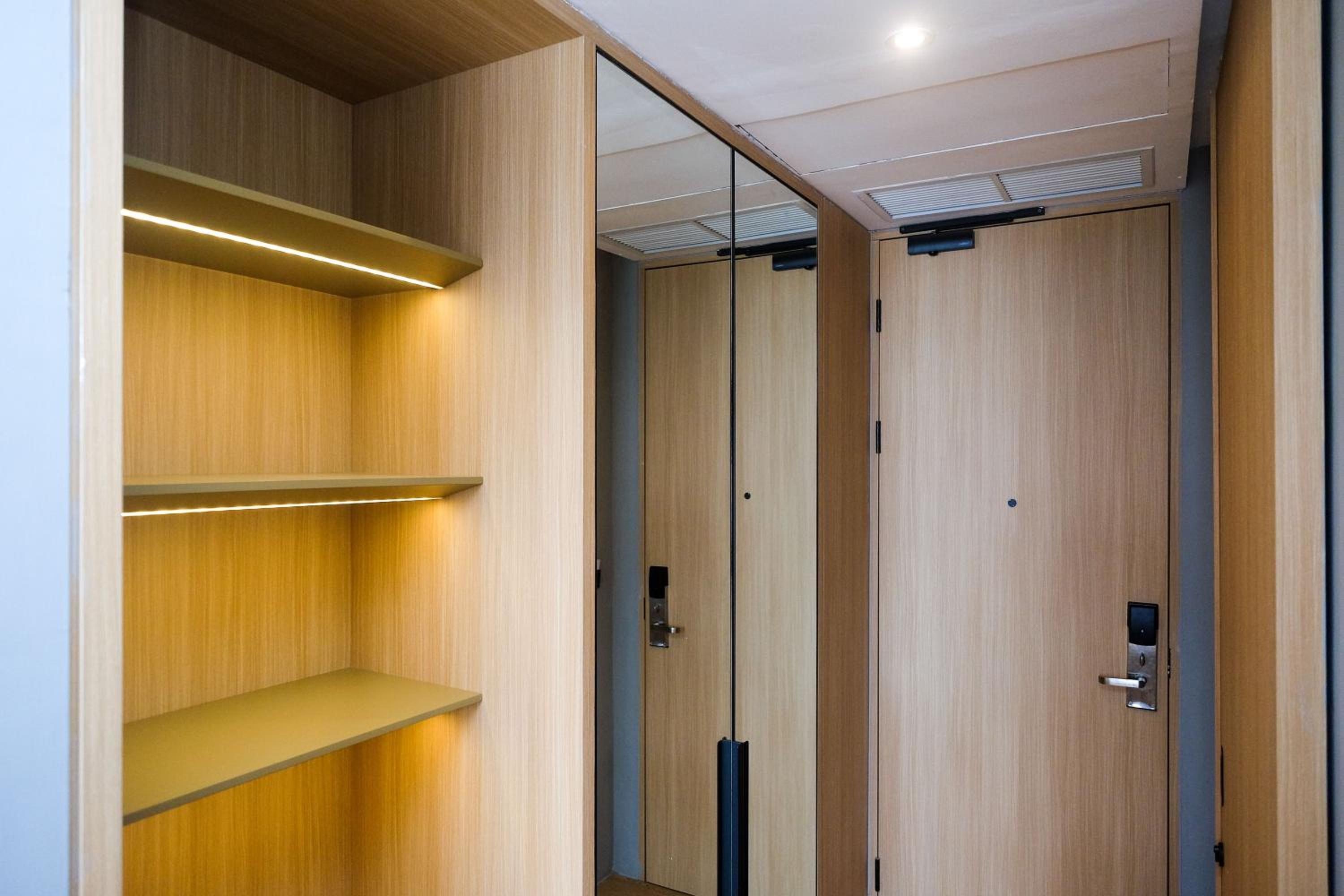 Deluxe Twin Room - Photo 6