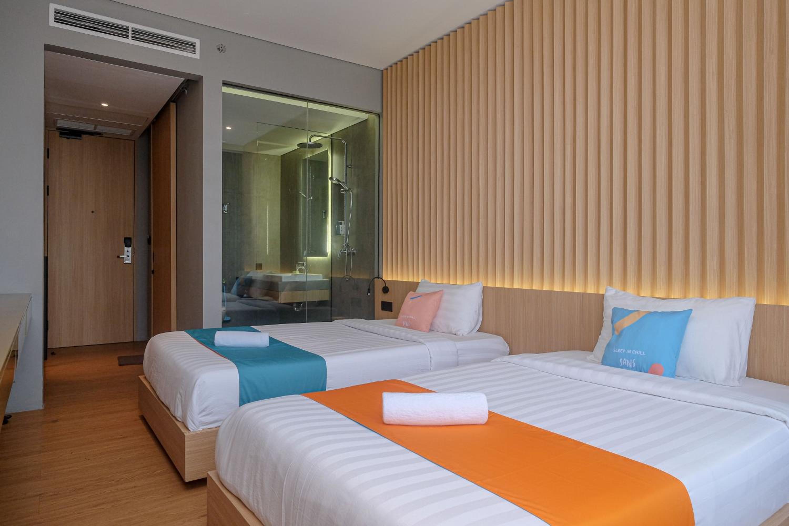 Deluxe Twin Room - Photo 23