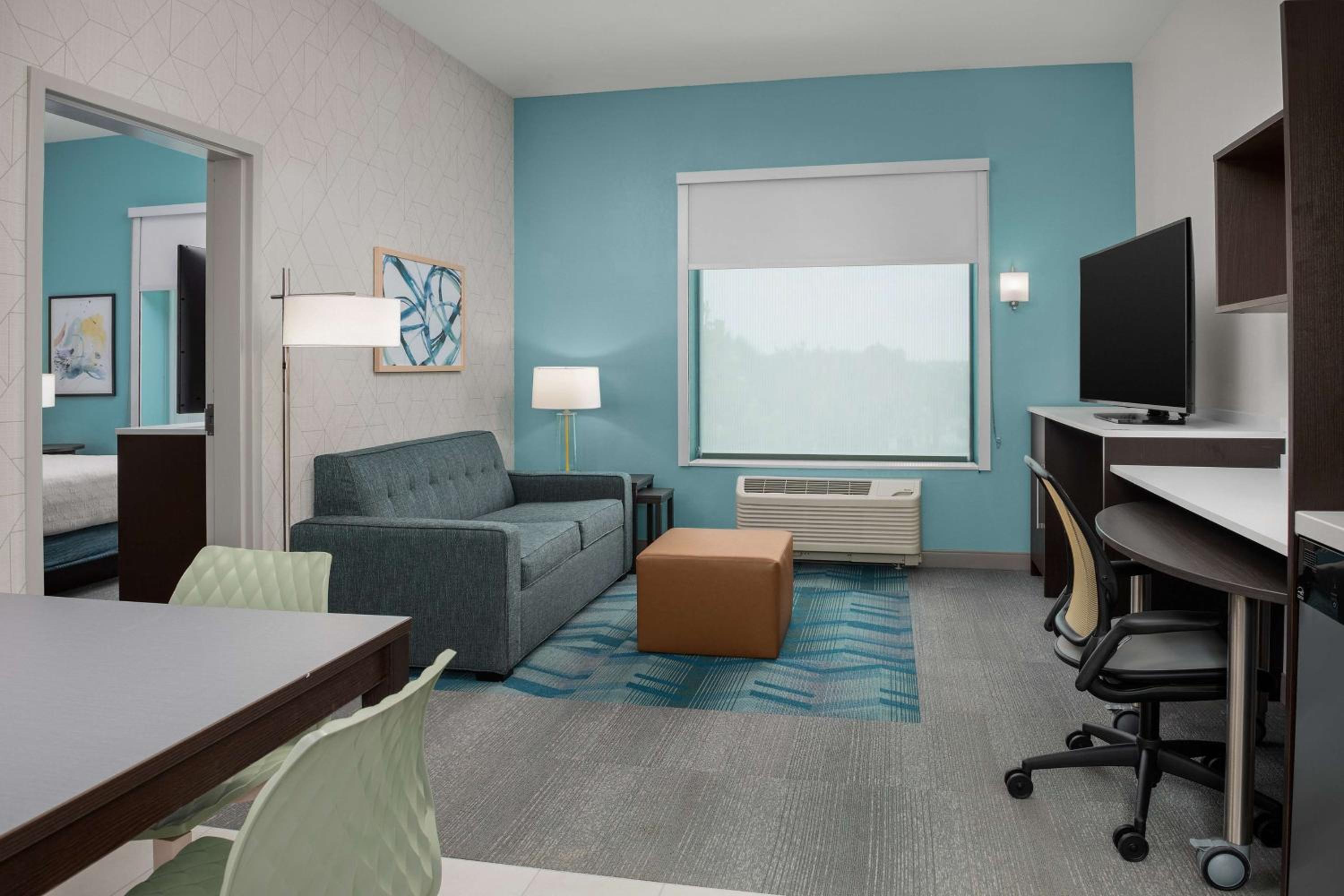 One-Bedroom King Suite