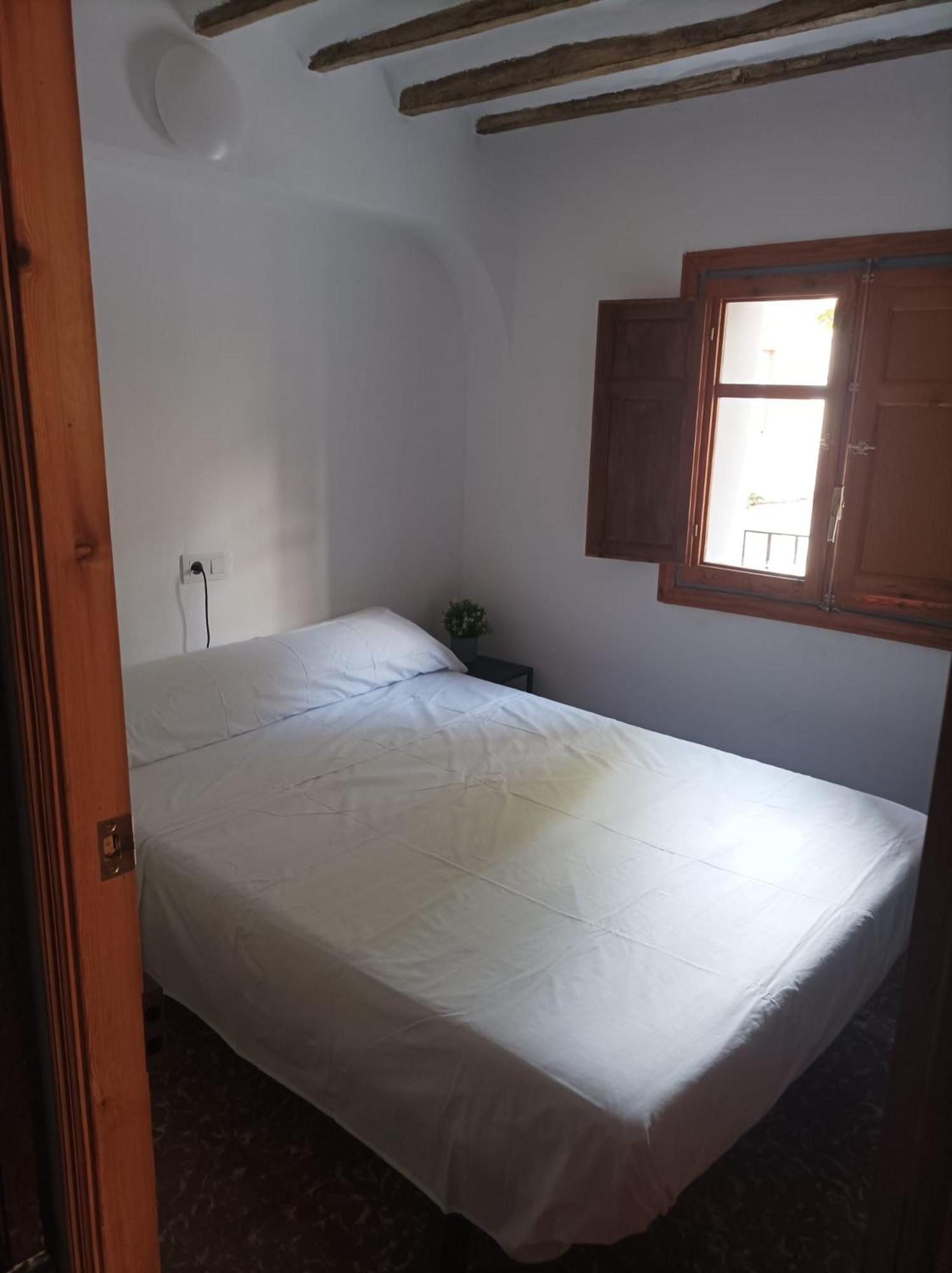 Habitación Doble Estándar con Baño Compartido