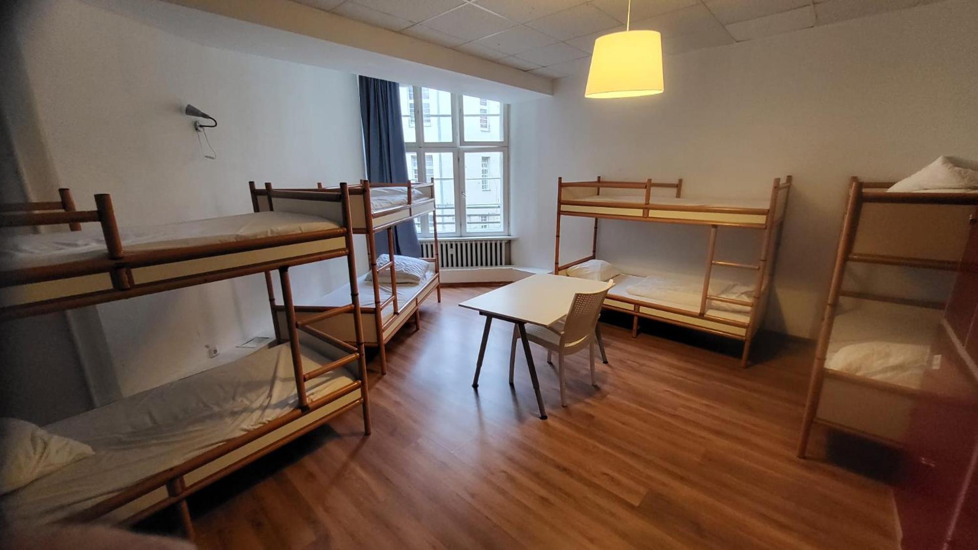 Single Bed in Mixed Dormitory Room (8 people) photo 2