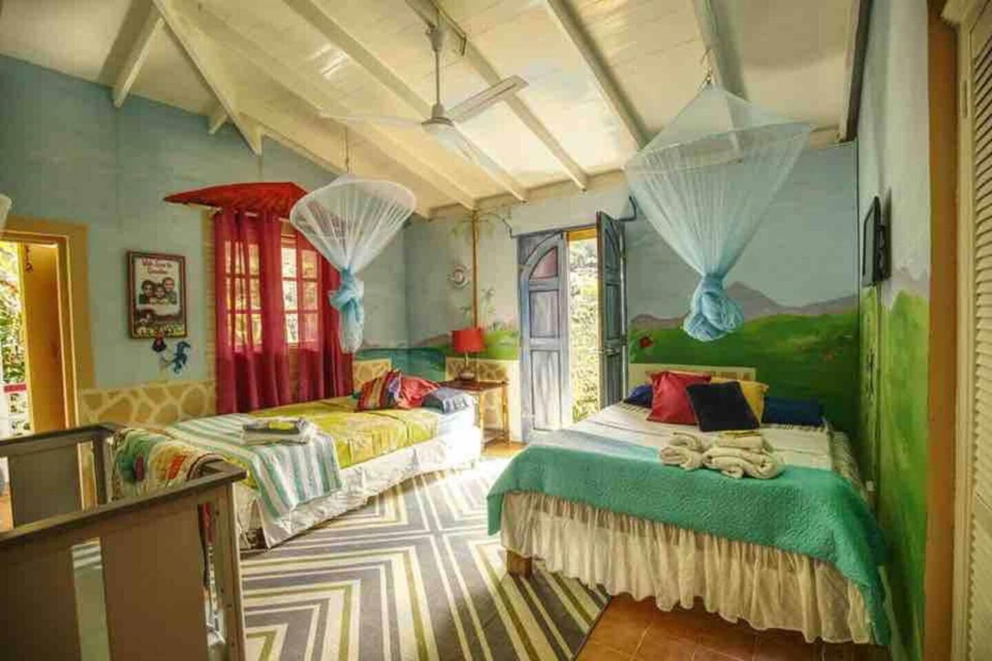 Three-Bedroom Villa photo 3