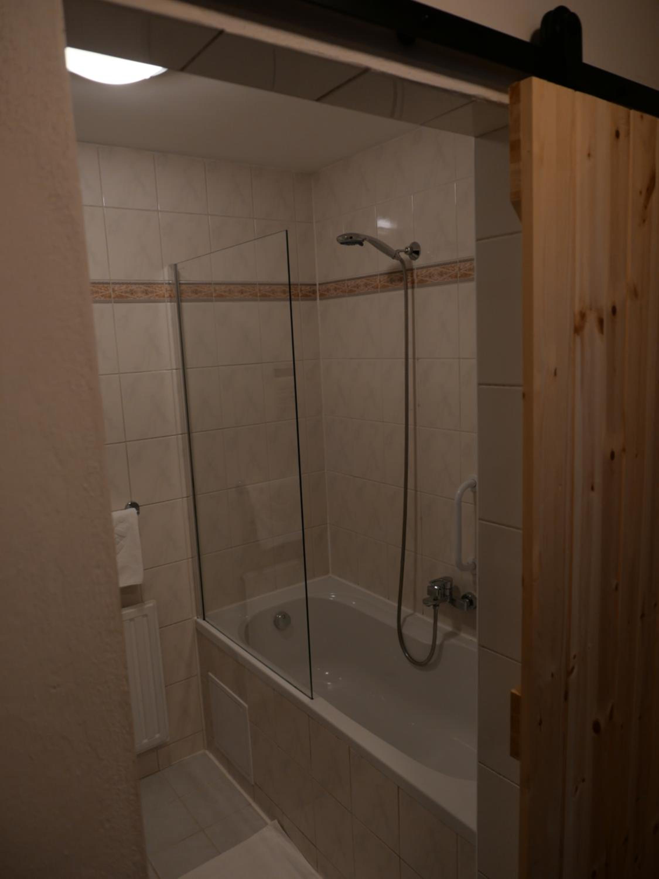 Double Room - Photo 2