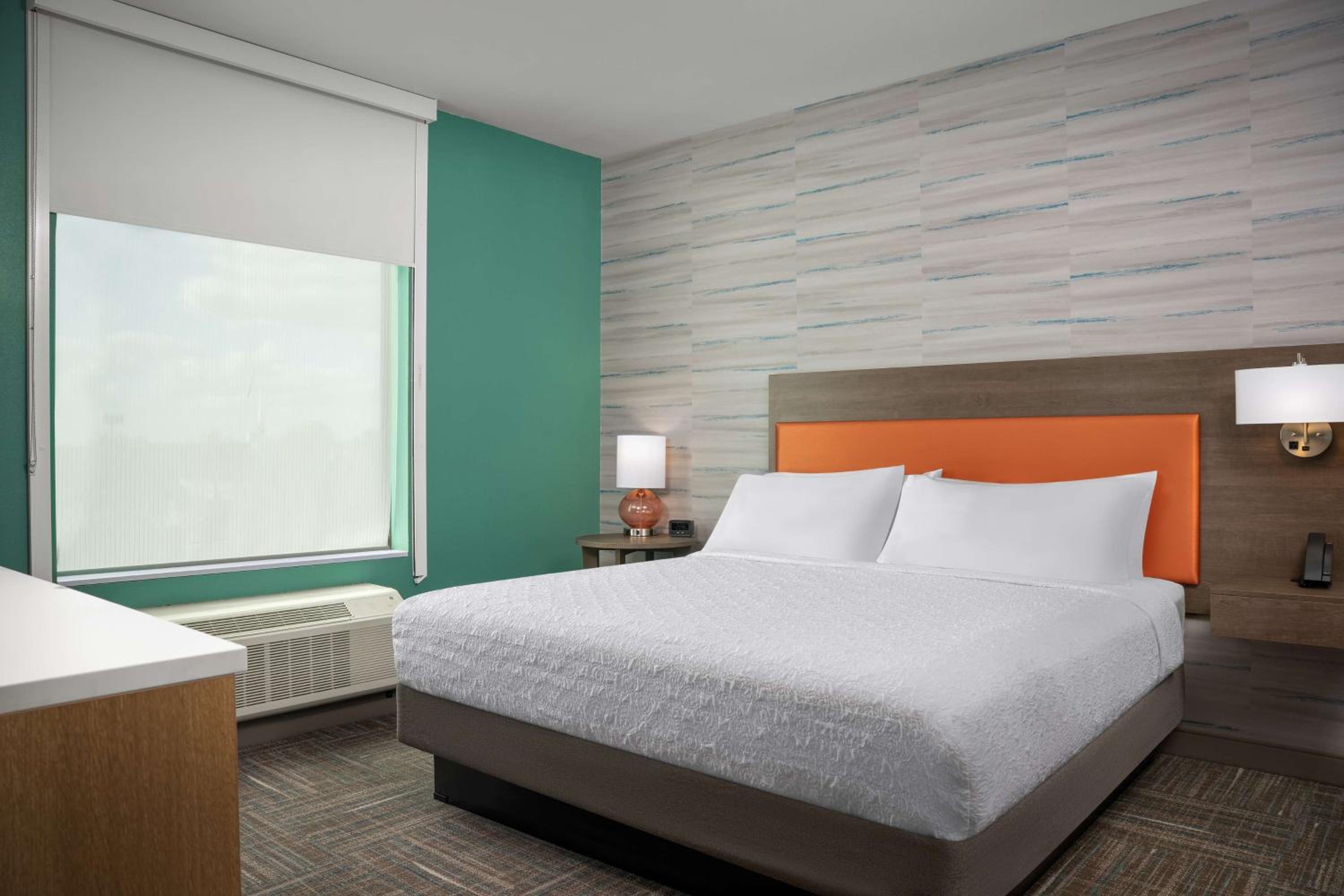 One-Bedroom King Suite - Photo 1
