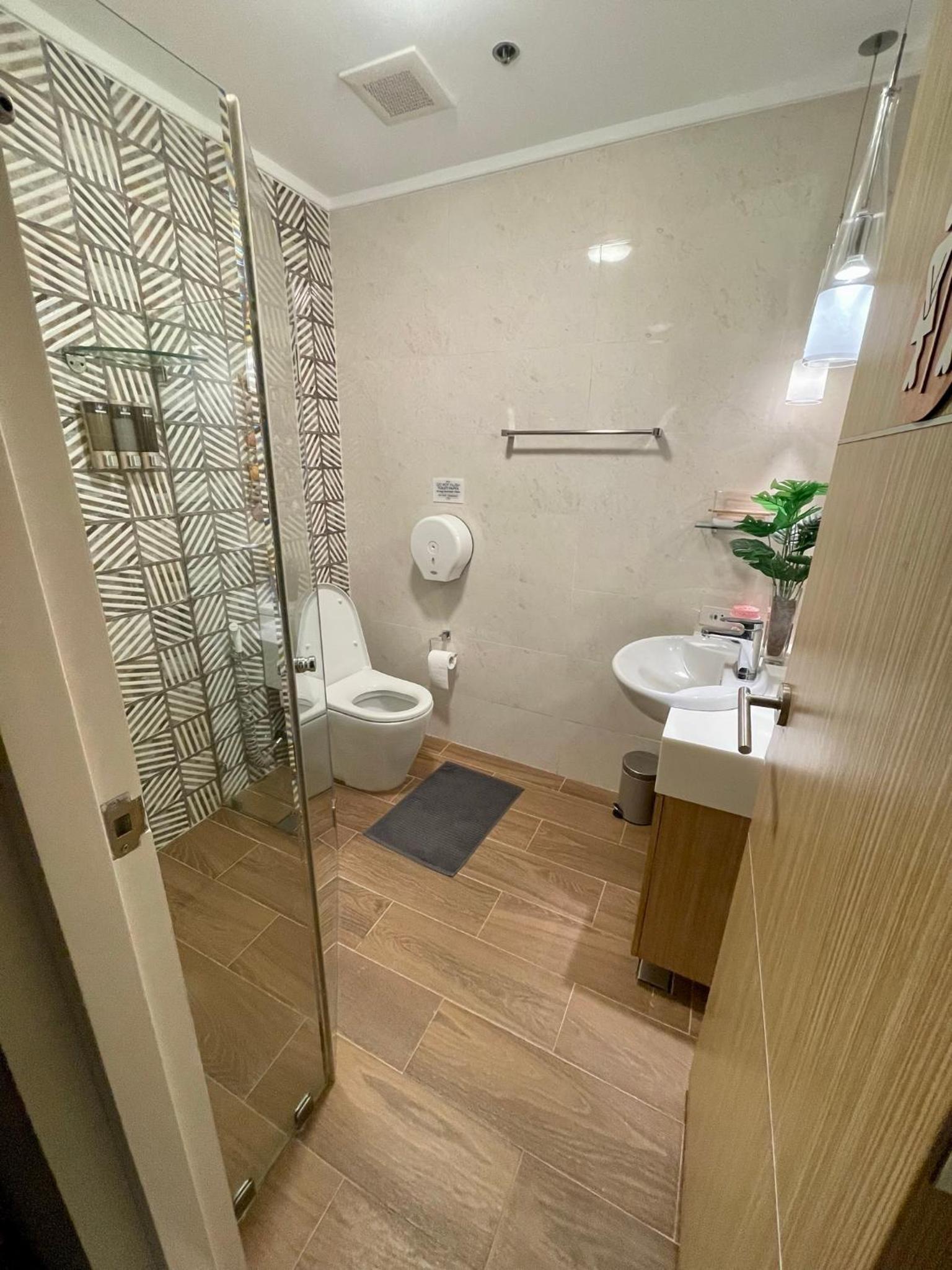 Two-Bedroom Apartment - Photo 17
