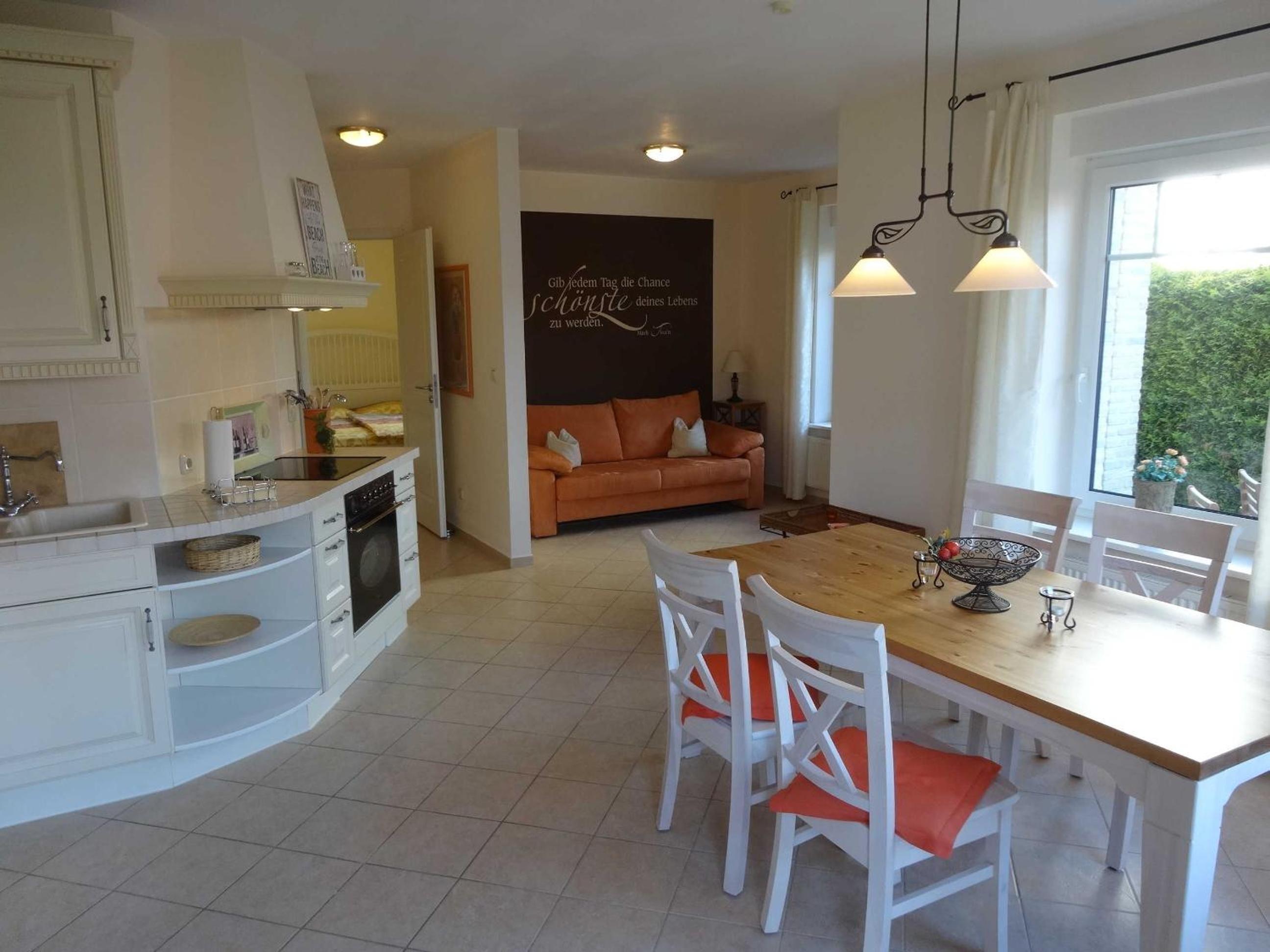 One-Bedroom Apartment with Terrace photo 3