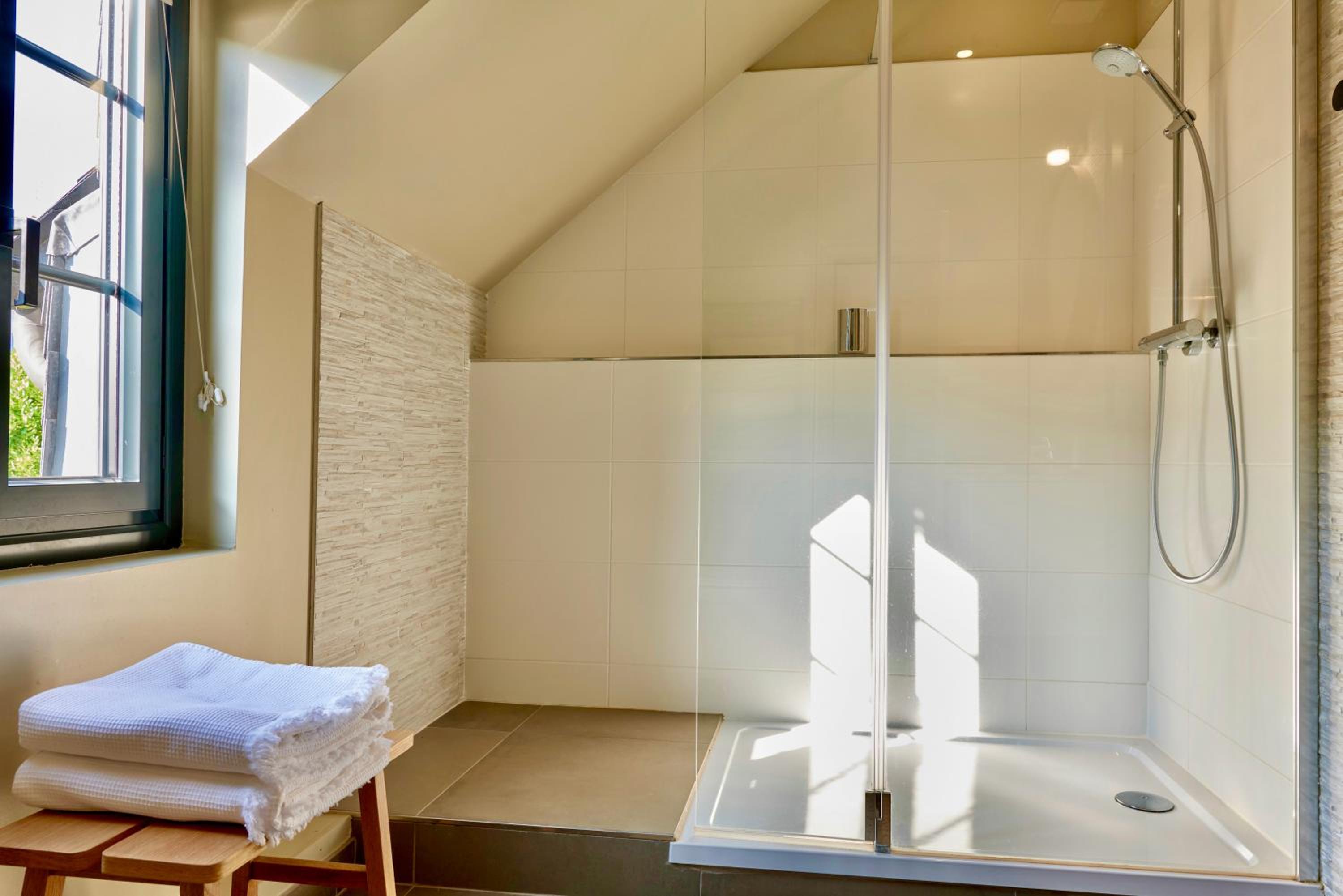 Studio Apartment - Photo 7