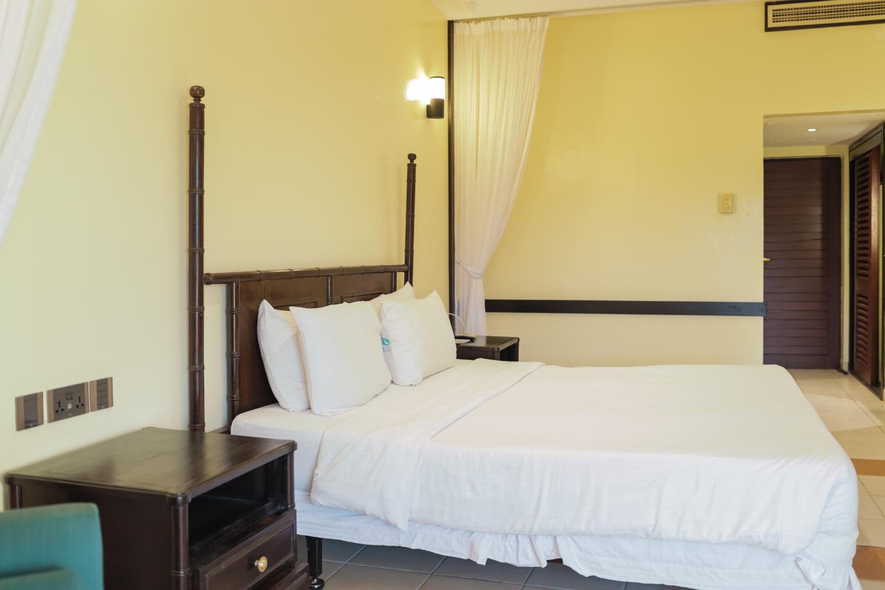 Standard Double Room - Photo 3
