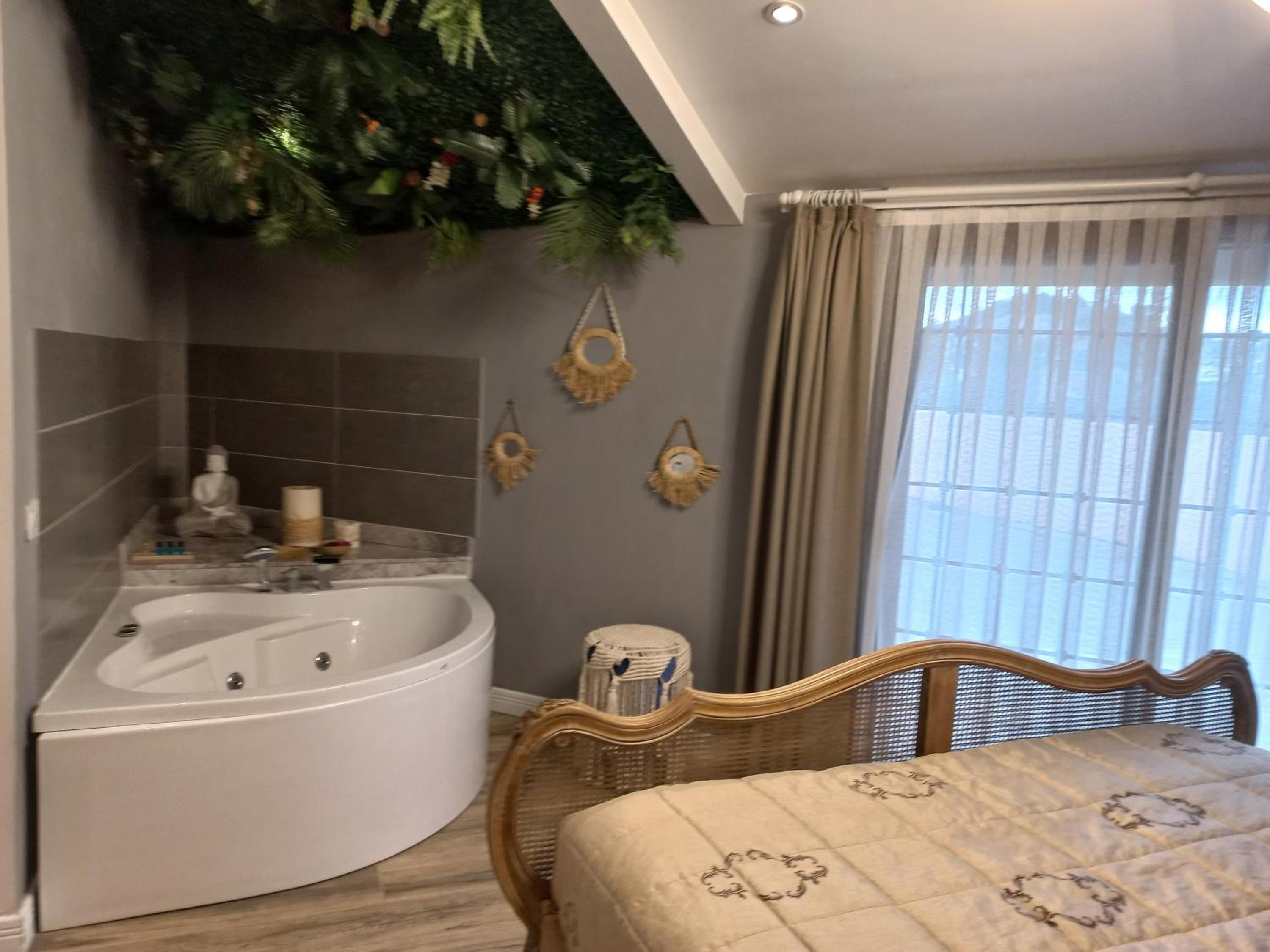 Double Room with Spa Bath