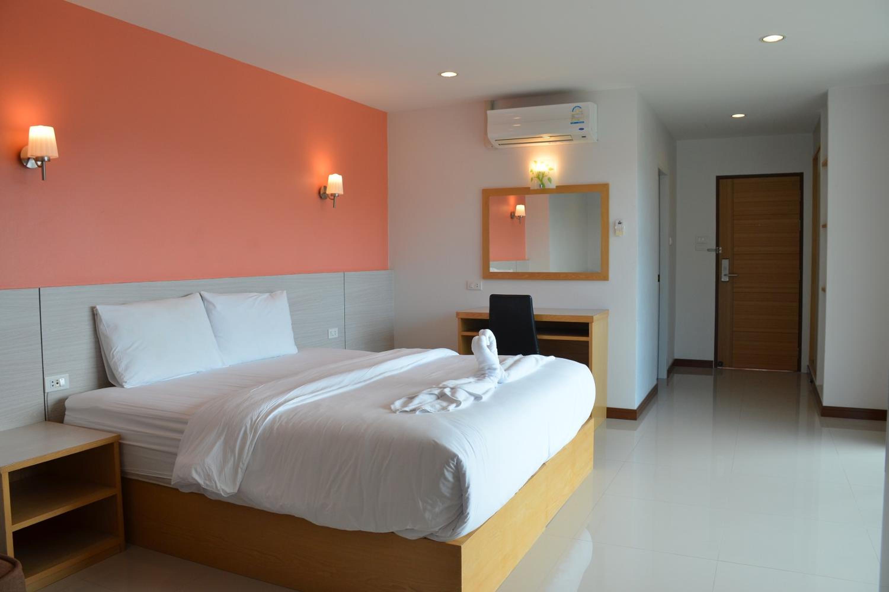 Deluxe Double Room - Photo 1