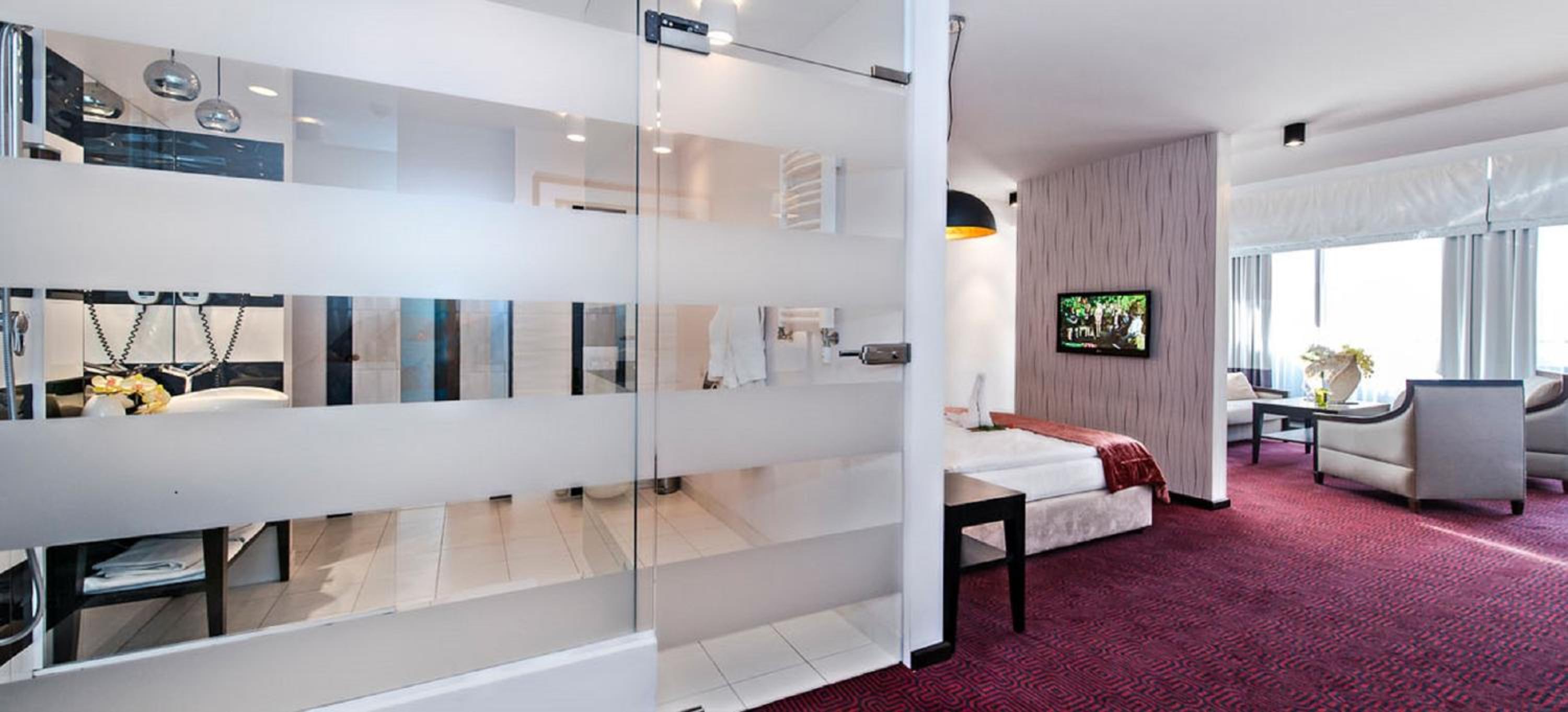 Apartment with Sauna - Photo 8