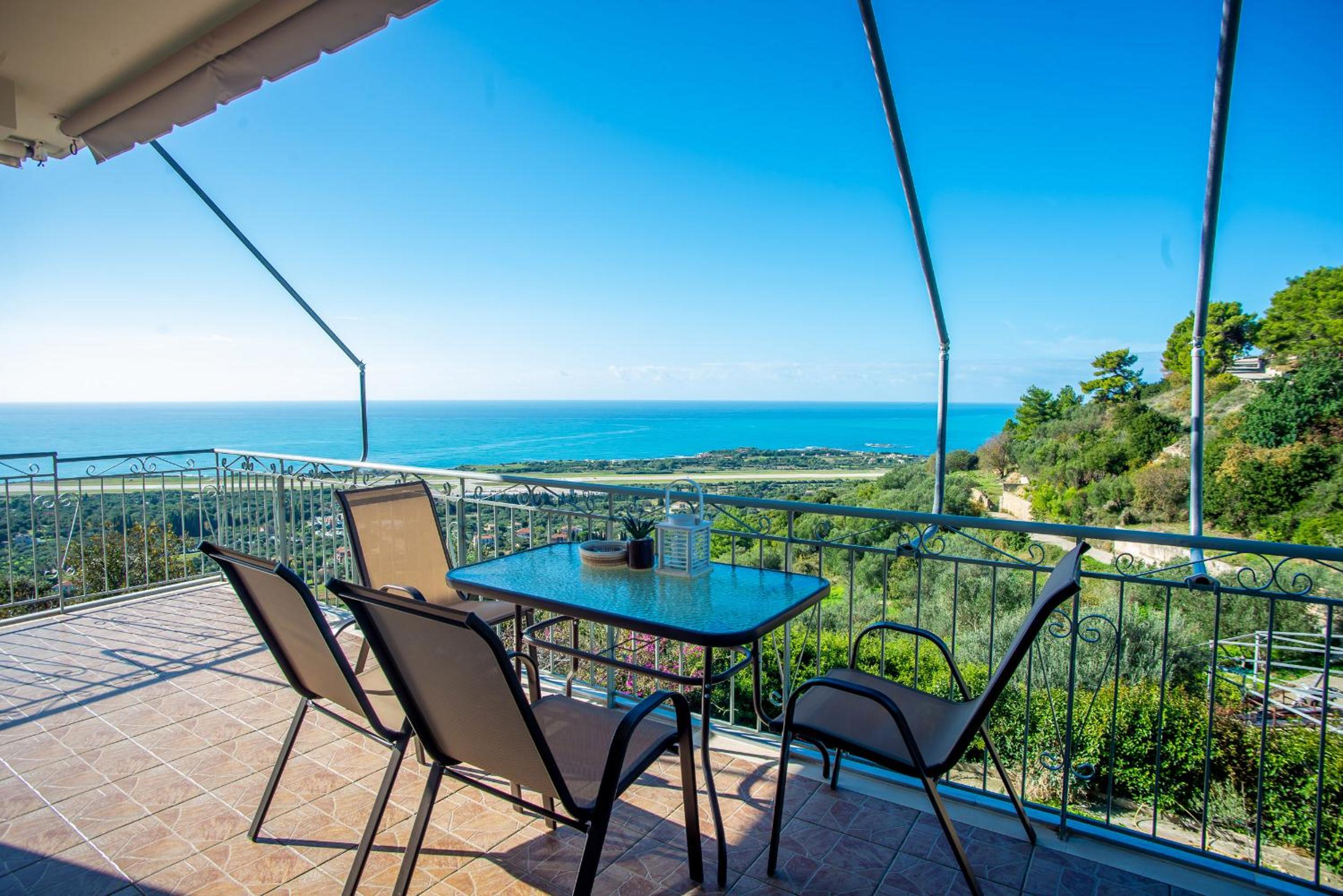 Two-Bedroom House photo 2