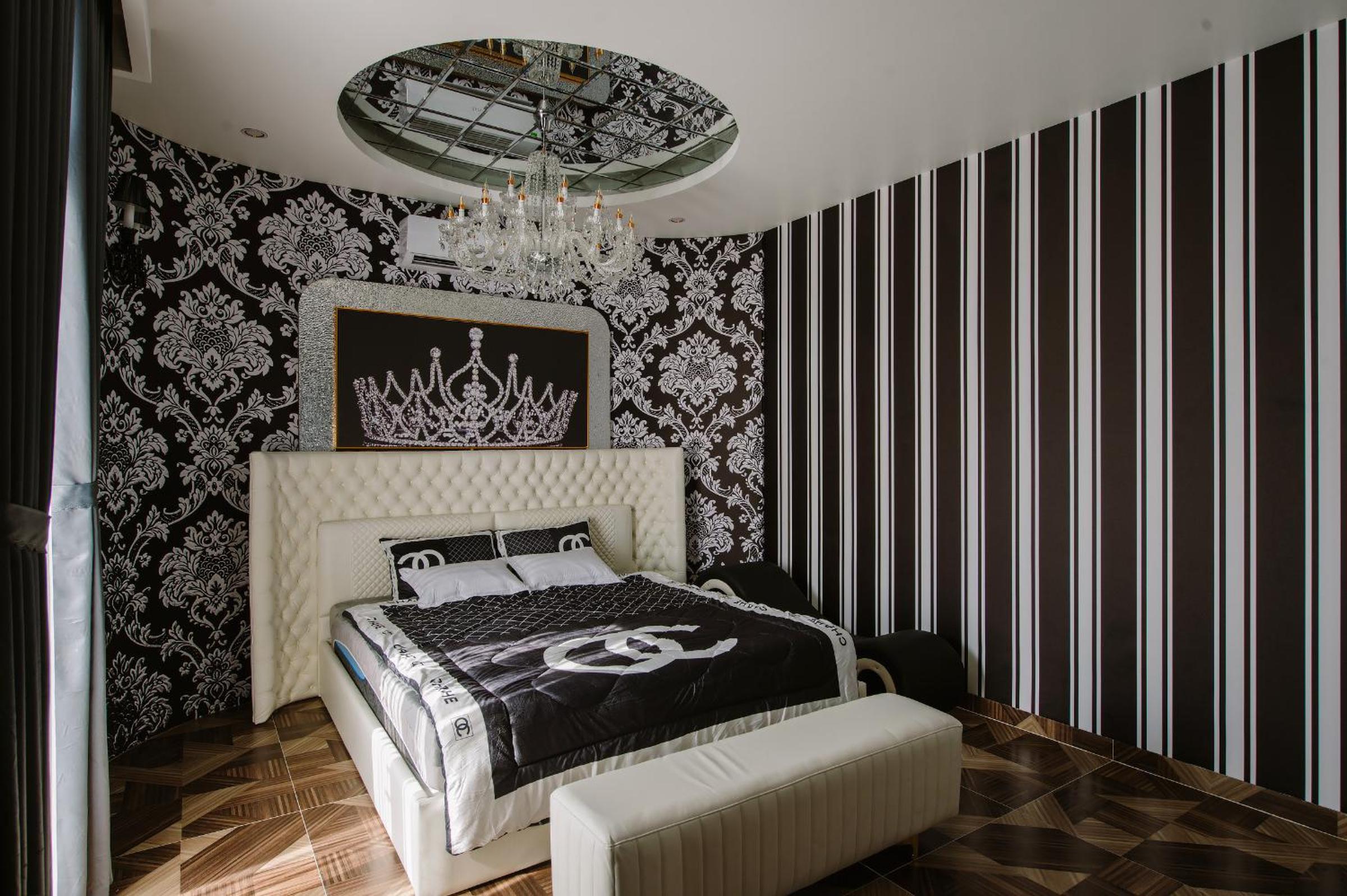 Double Room - Photo 5
