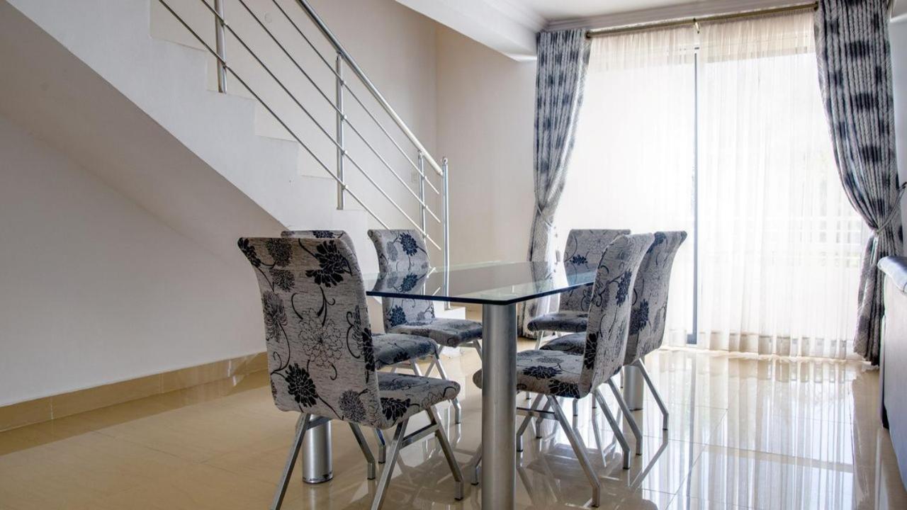 Three-Bedroom Apartment - Photo 3